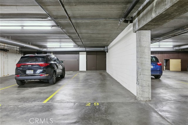 10966 Rochester AVE Unit: 5D