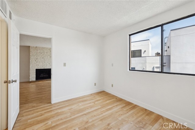 10966 Rochester AVE Unit: 5D