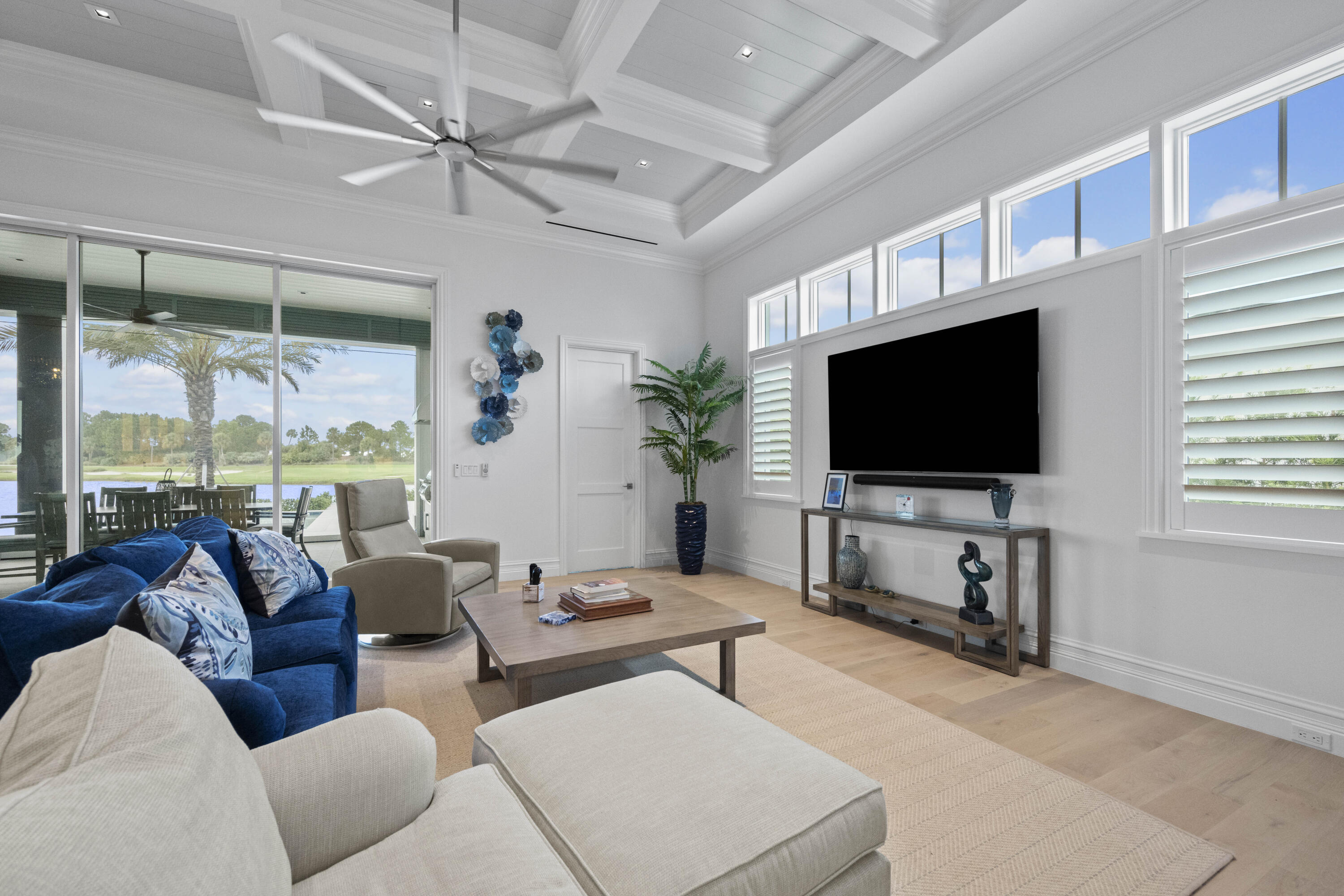 206 Locha Drive