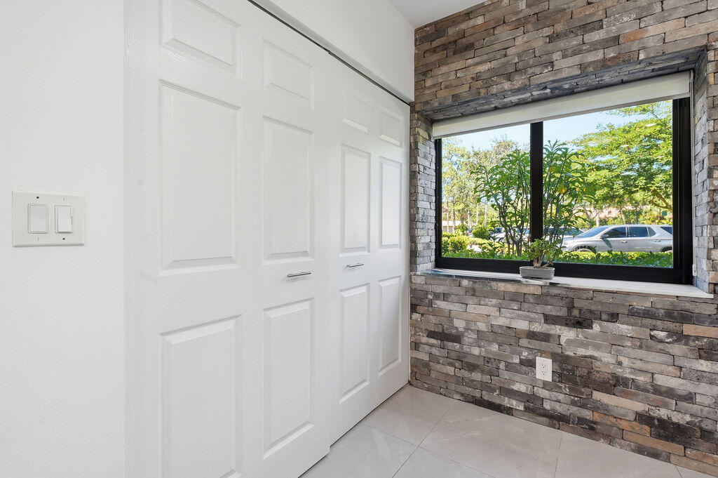 1143 Duncan Circle 103