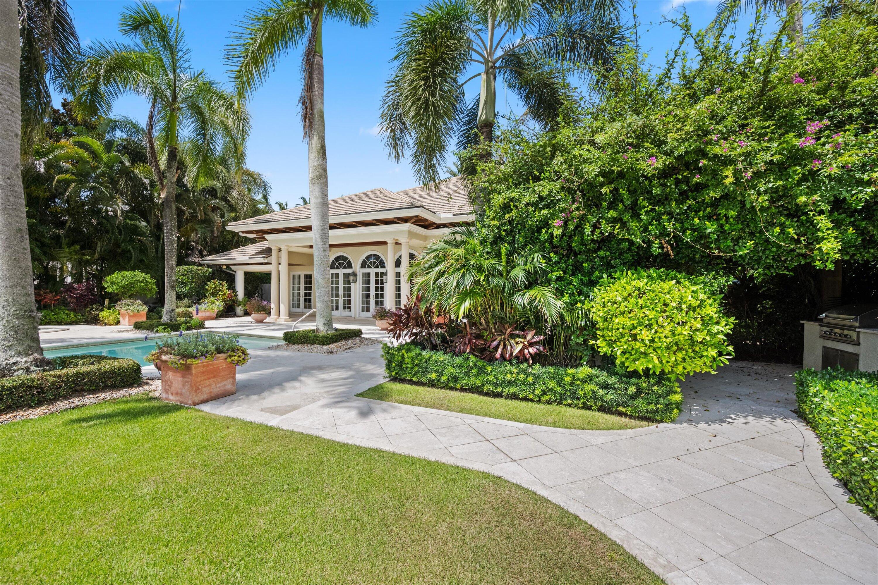 252 Locha Drive