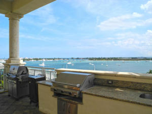 2650 Lake Shore Drive 2205