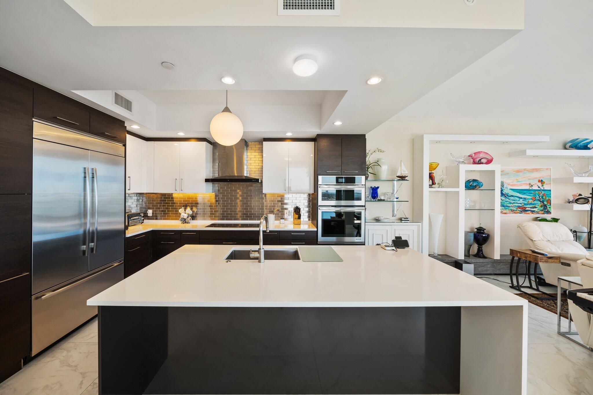 2 Water Club Way 1404