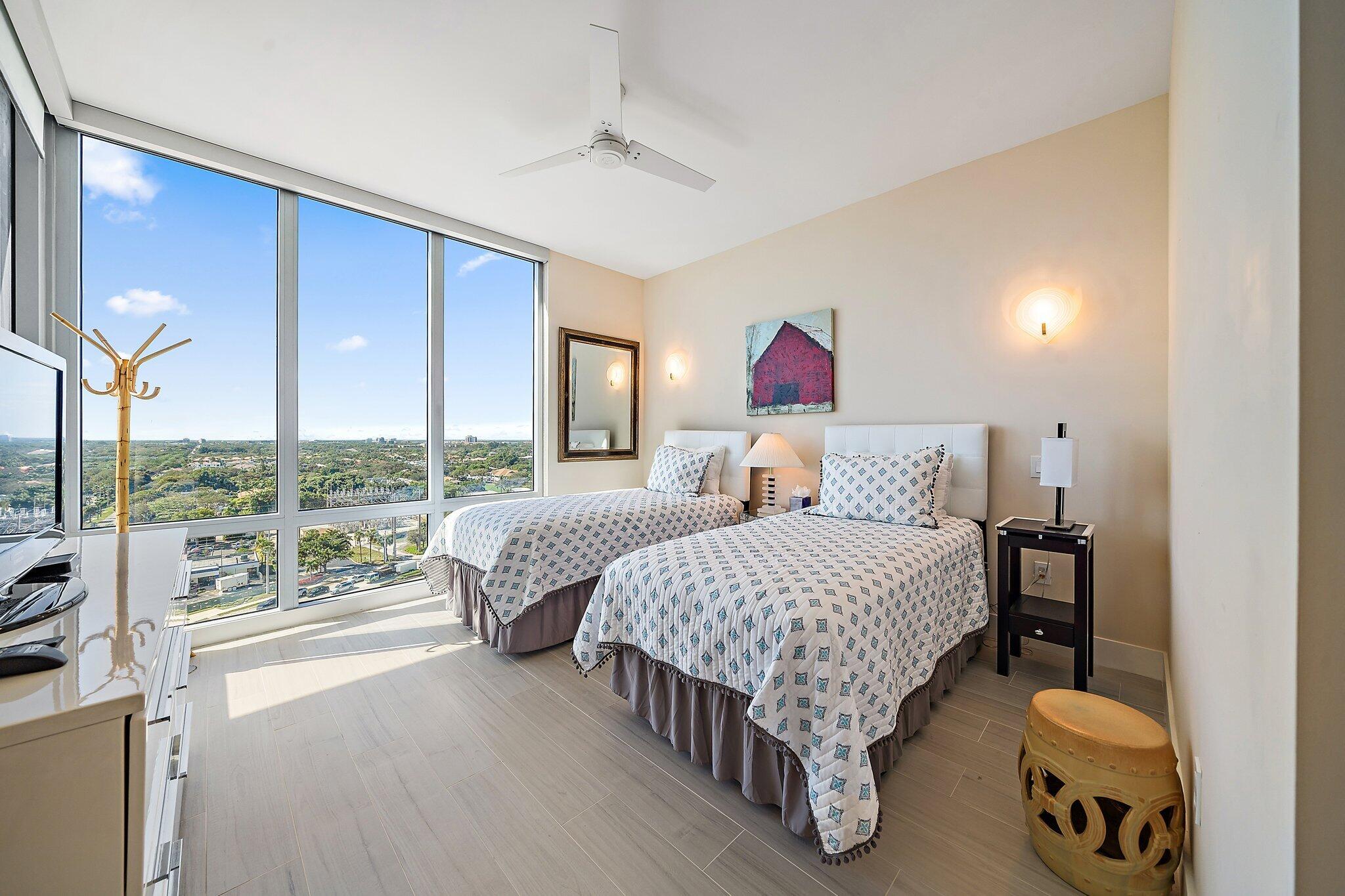 2 Water Club Way 1404