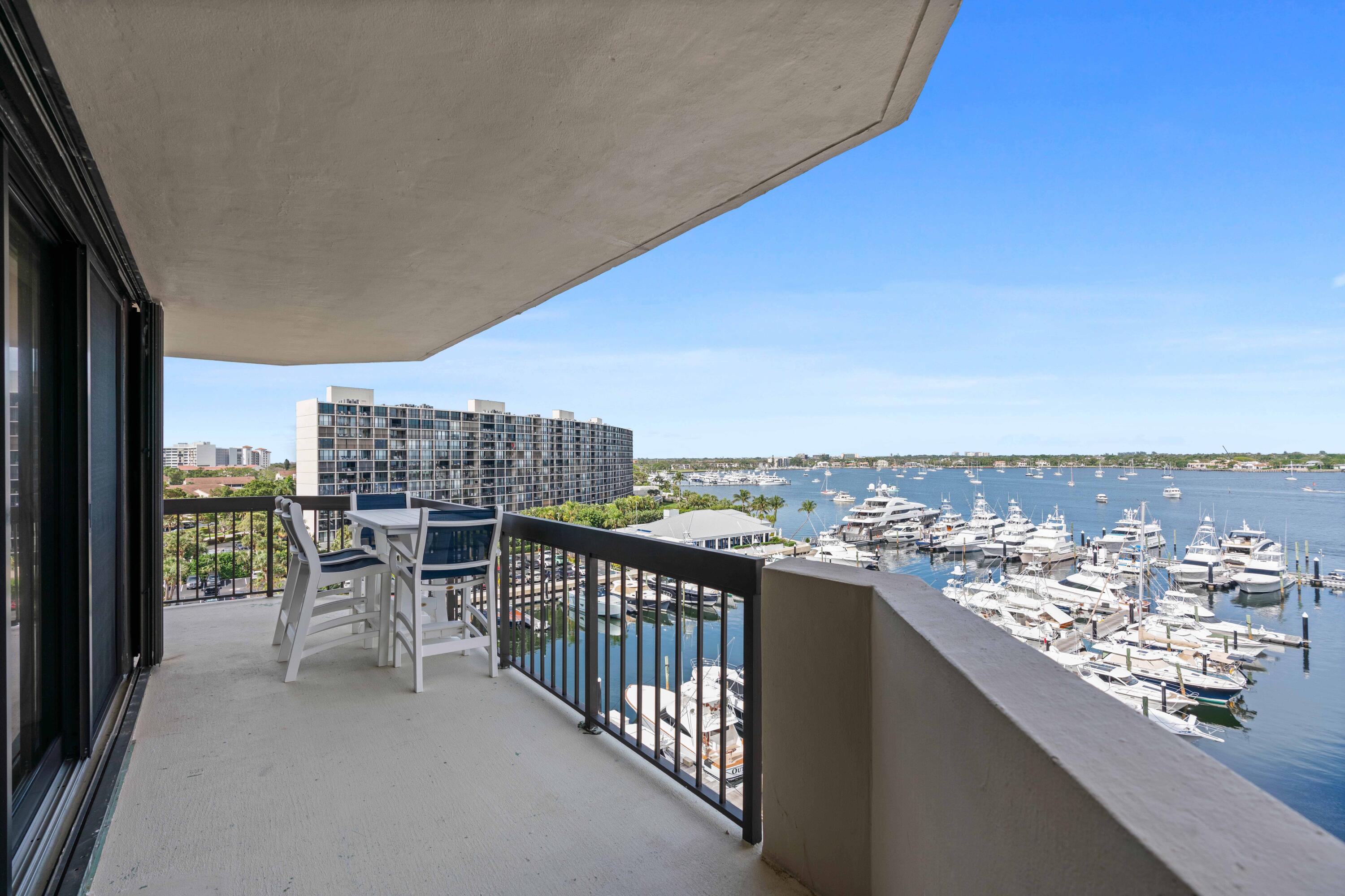 108 Lakeshore Drive 839