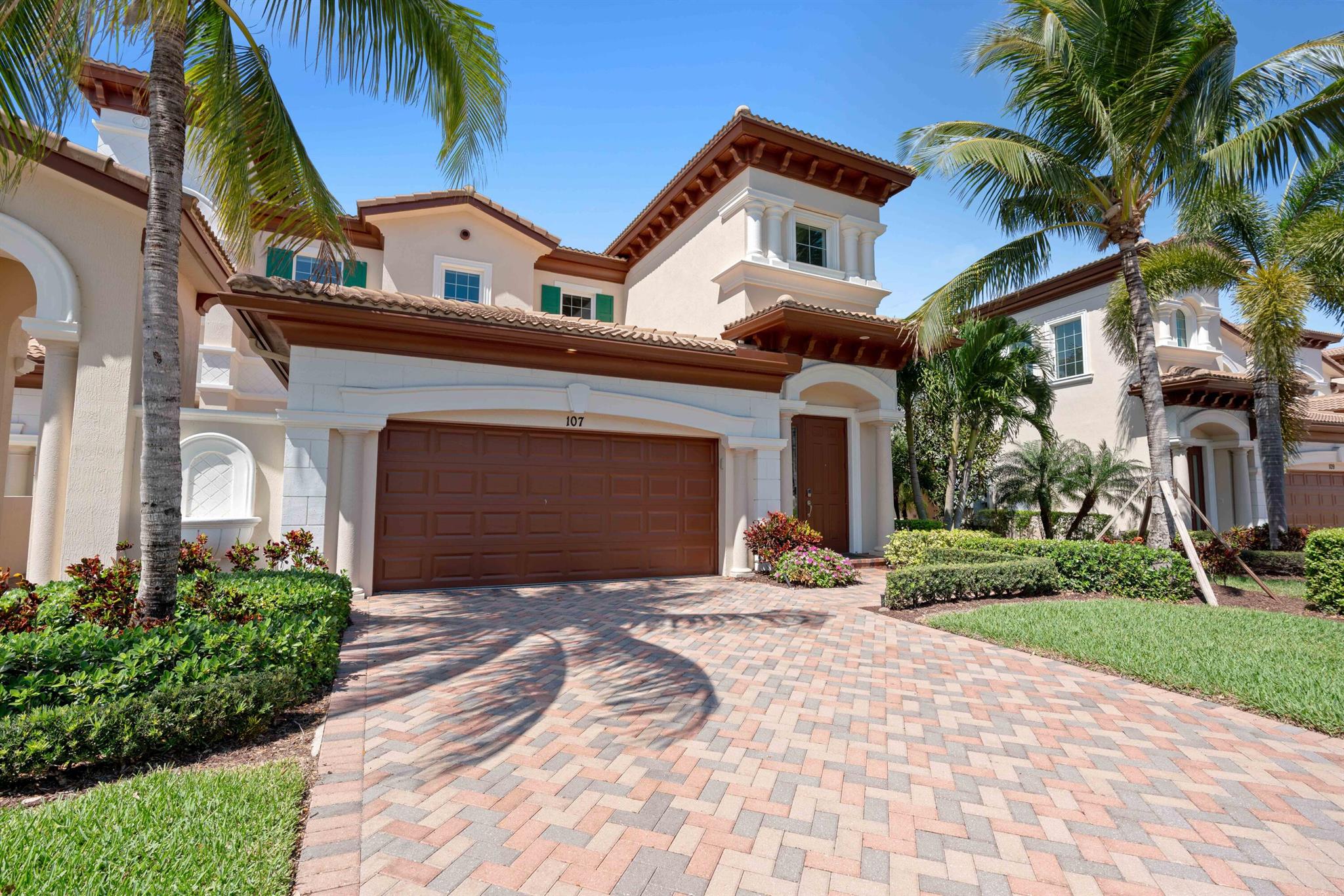 155 Tresana Boulevard 107