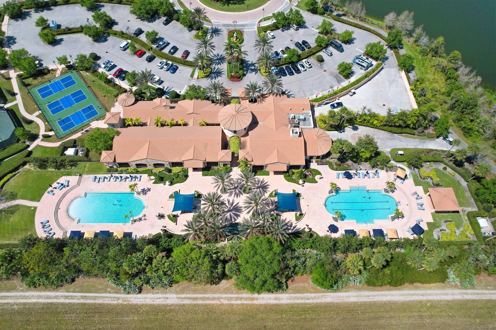 155 Tresana Boulevard 107