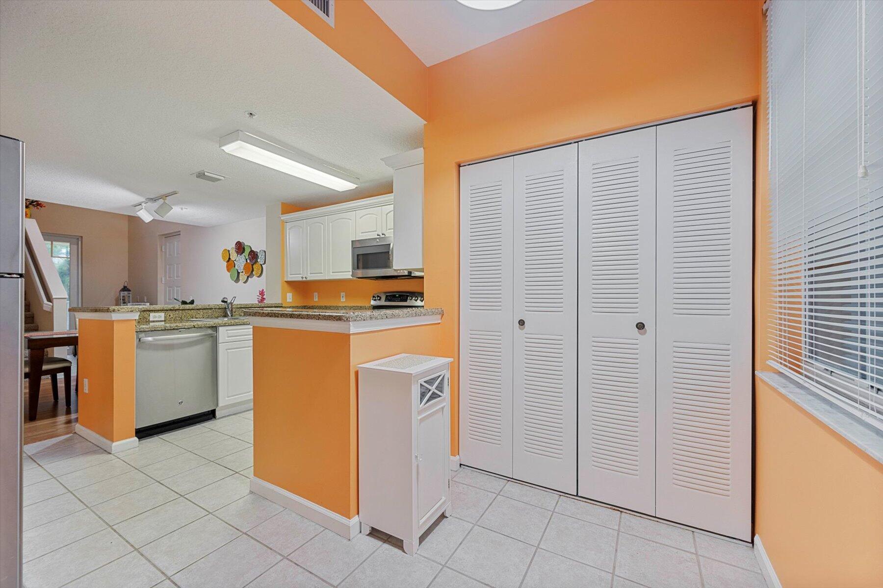 4892 Chancellor Drive 20