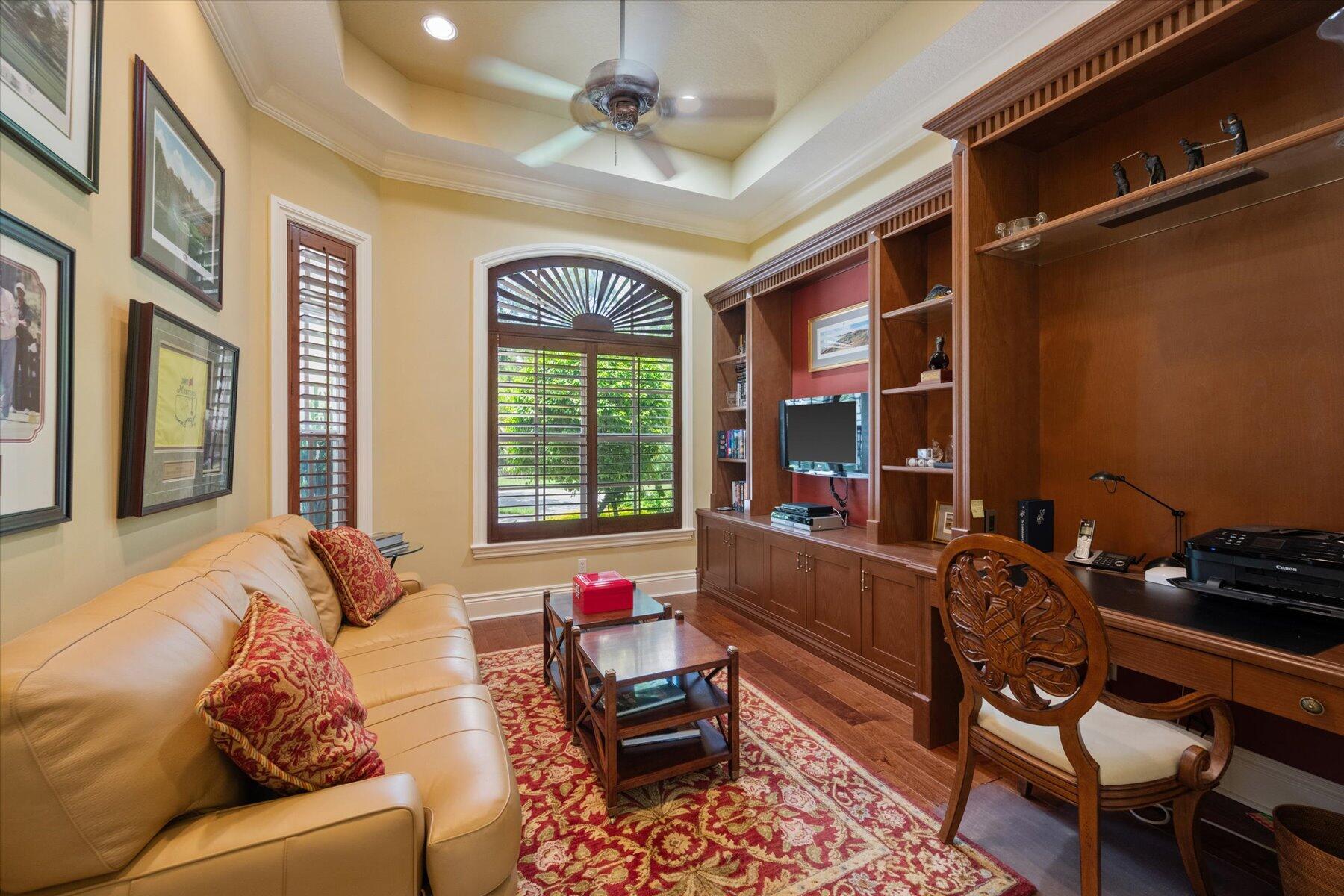 121 Hawksbill Way