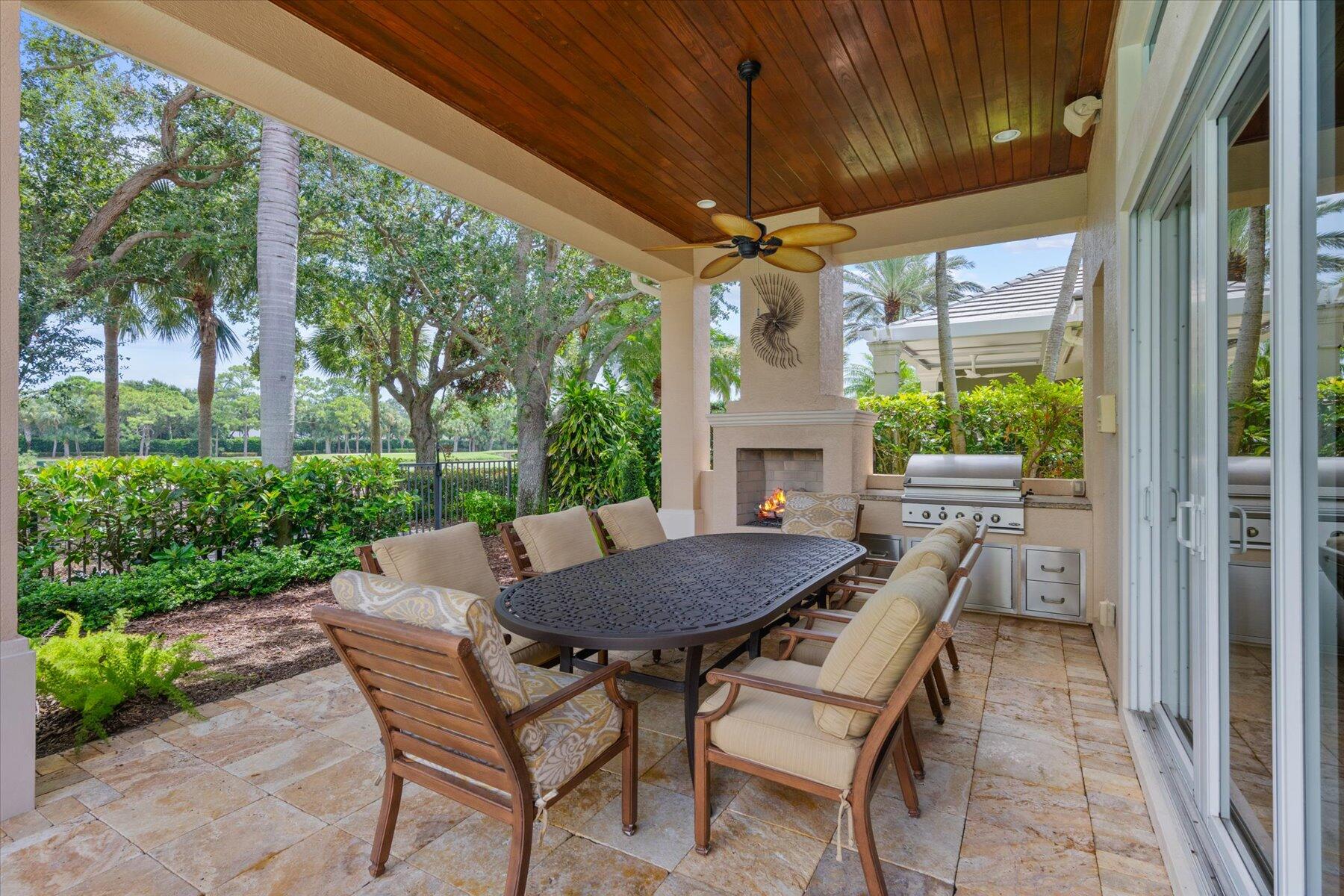 121 Hawksbill Way