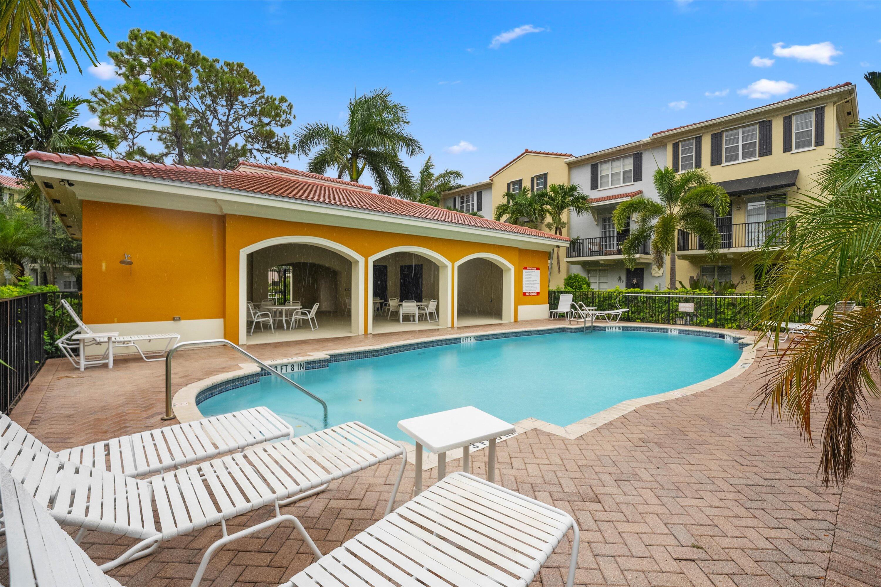 163 Greenwich Circle