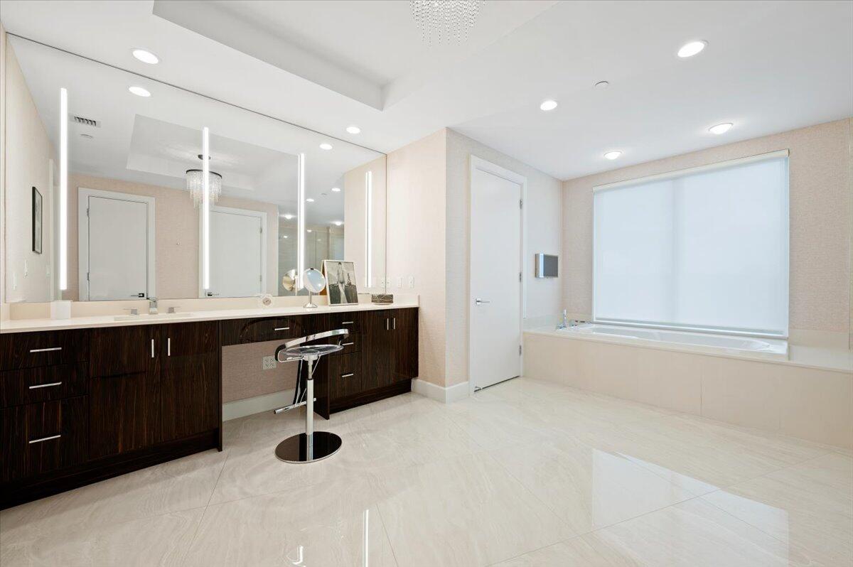 2700 Donald Ross Road 310