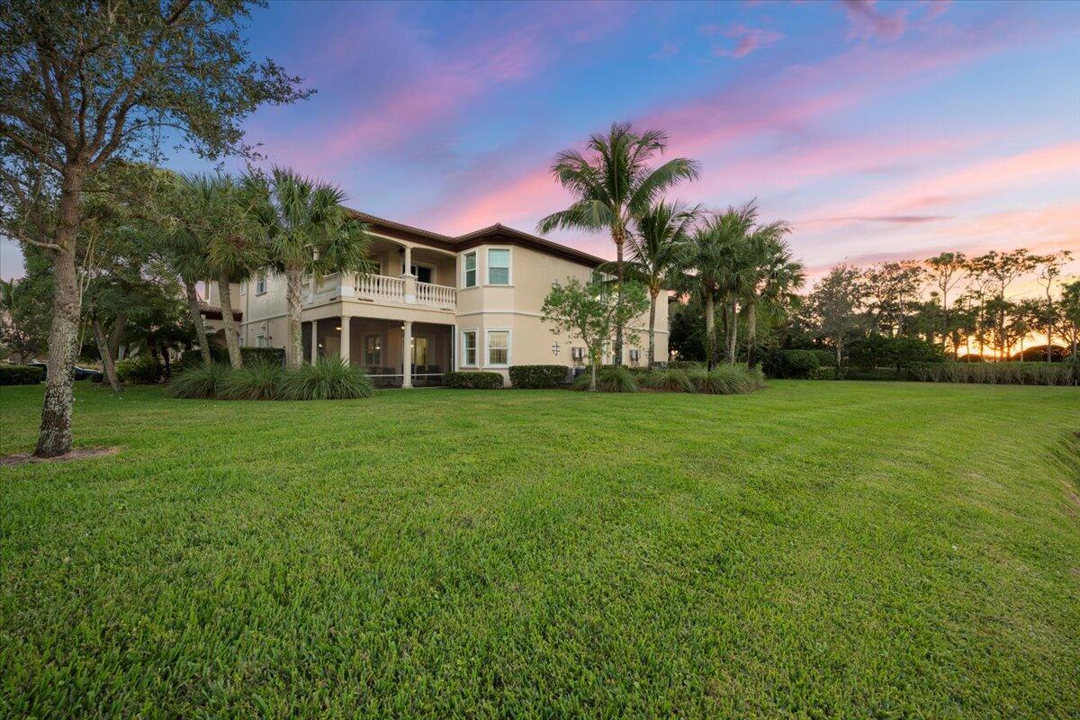99 Tresana Boulevard 5