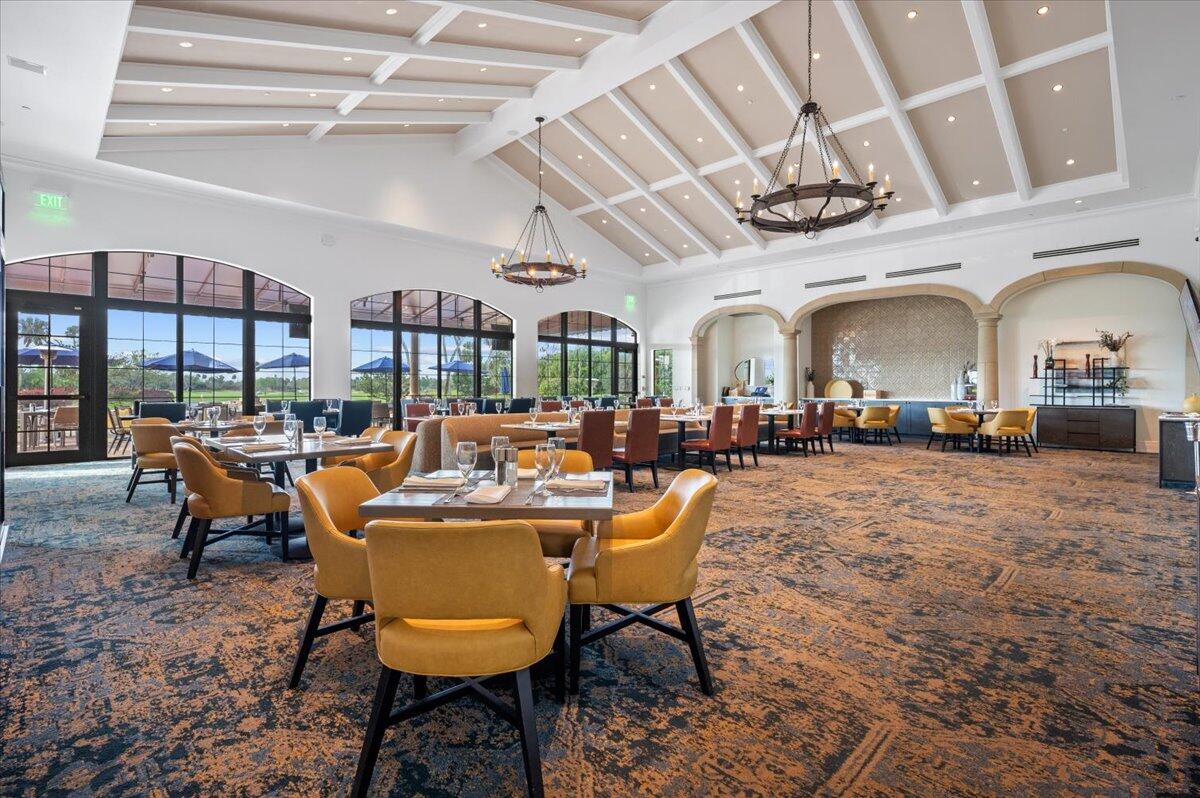 99 Tresana Boulevard 5