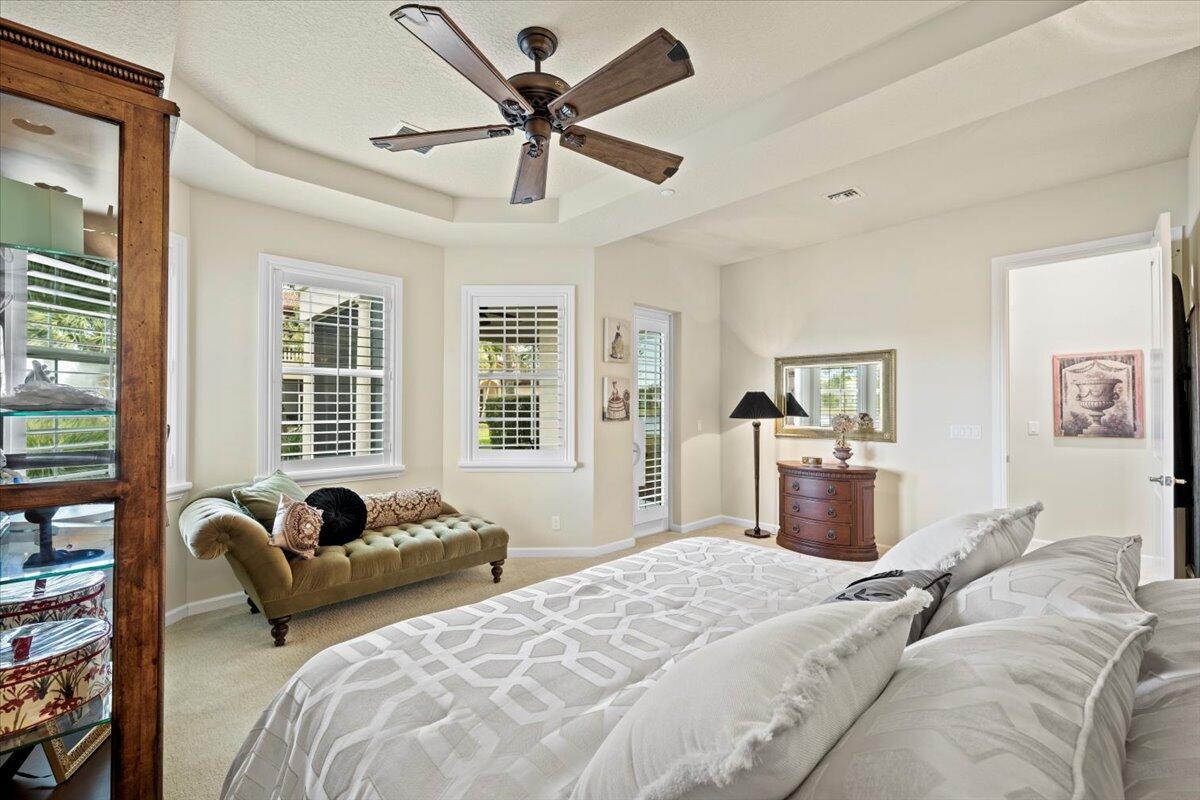 99 Tresana Boulevard 5