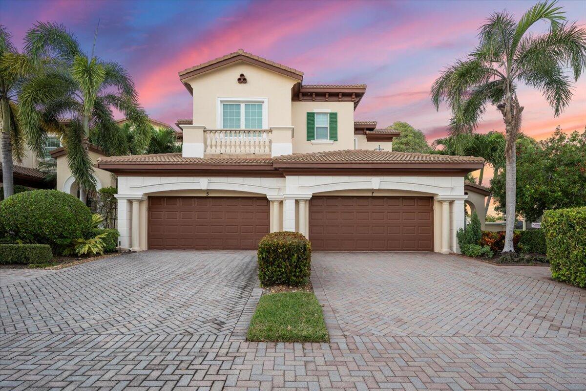 99 Tresana Boulevard 5