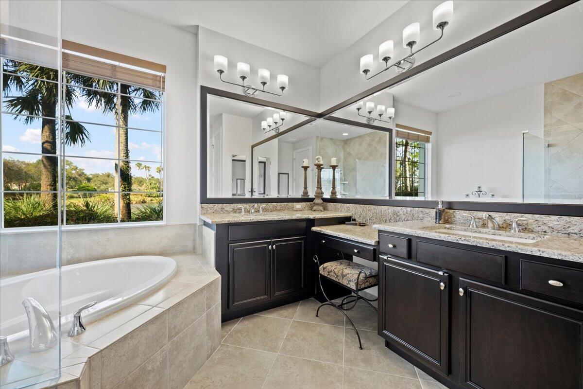 99 Tresana Boulevard 5