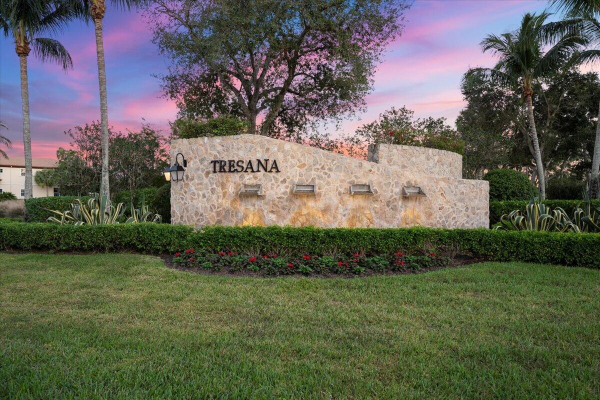 99 Tresana Boulevard 5