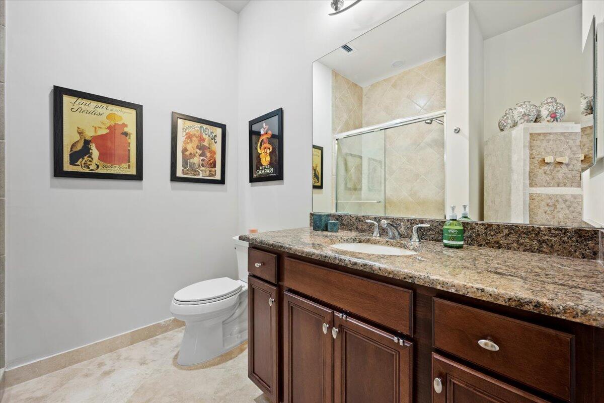 99 Tresana Boulevard 5