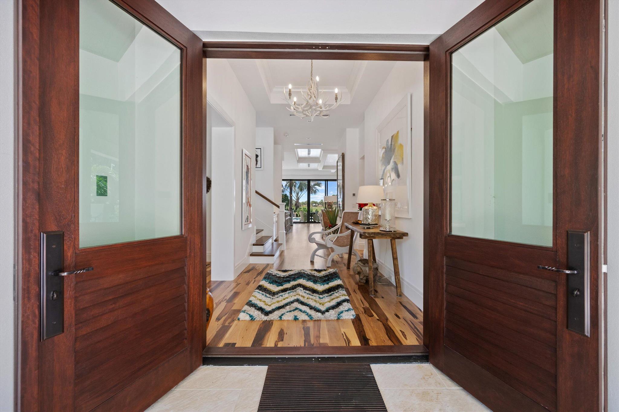 102 Nocossa Circle