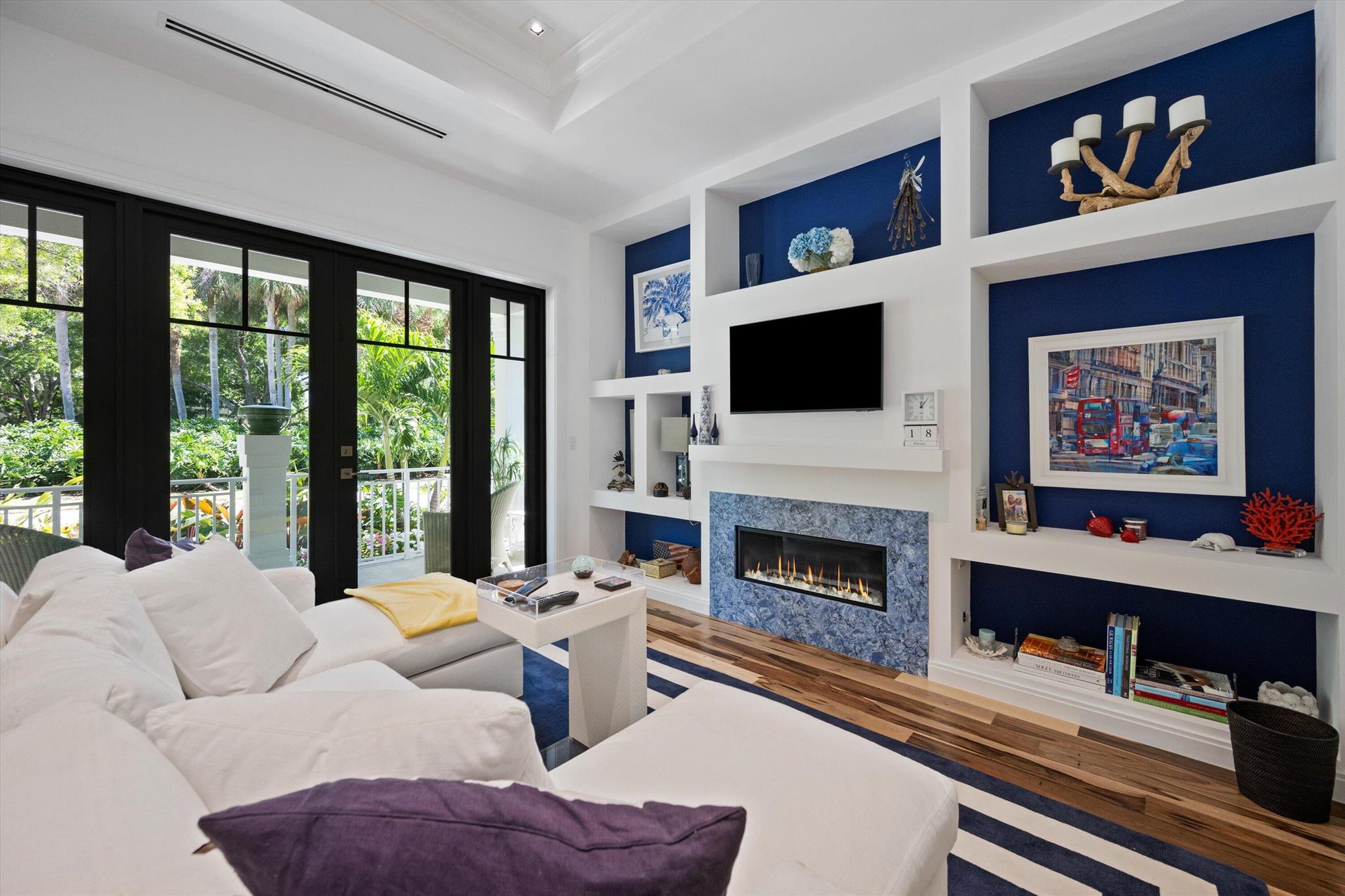 102 Nocossa Circle