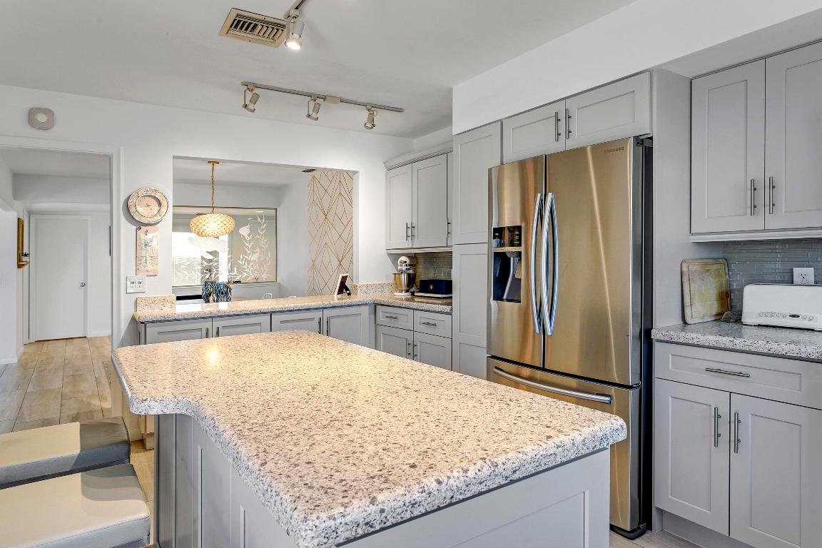 3697 Cape Pointe Circle