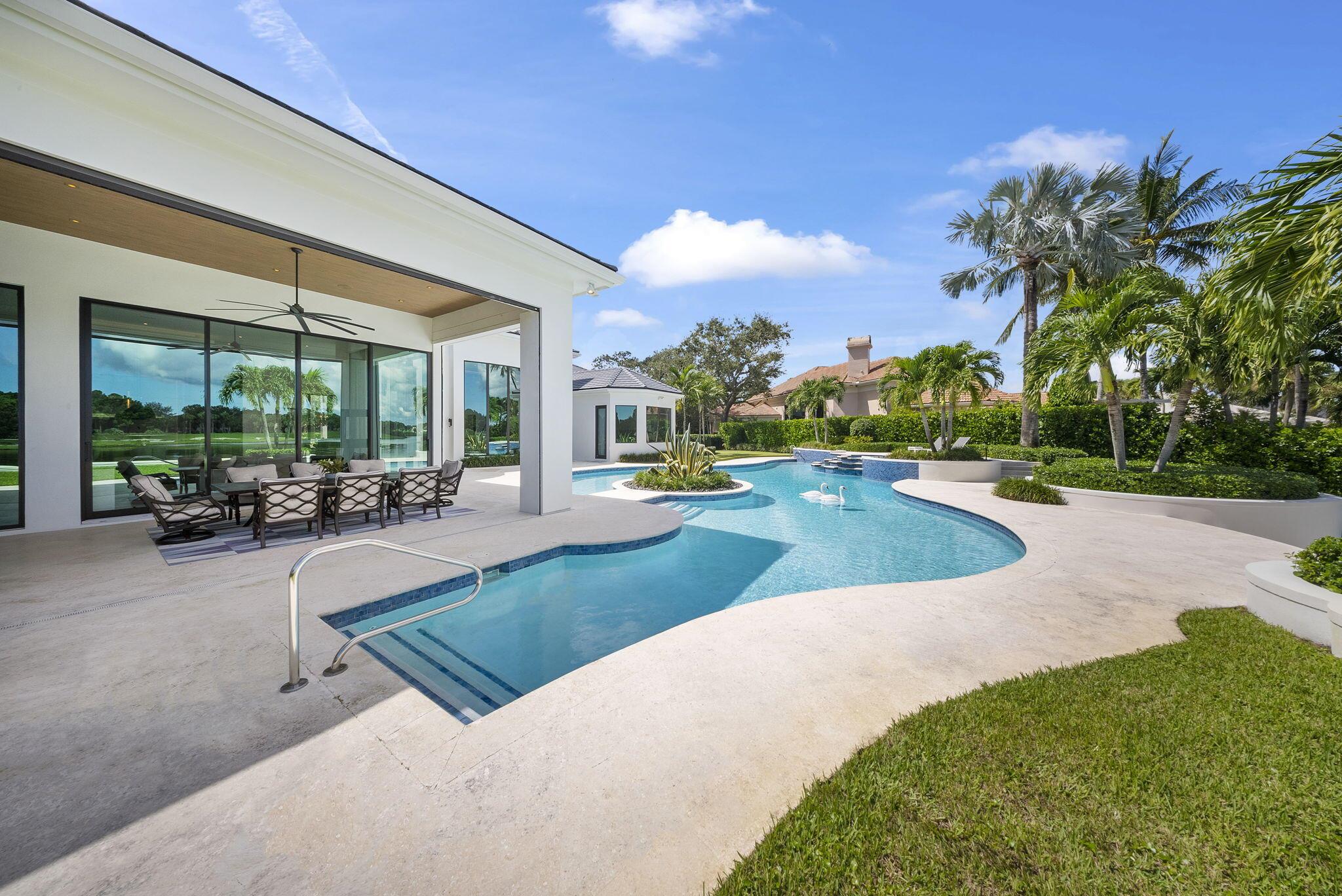 208 Locha Drive