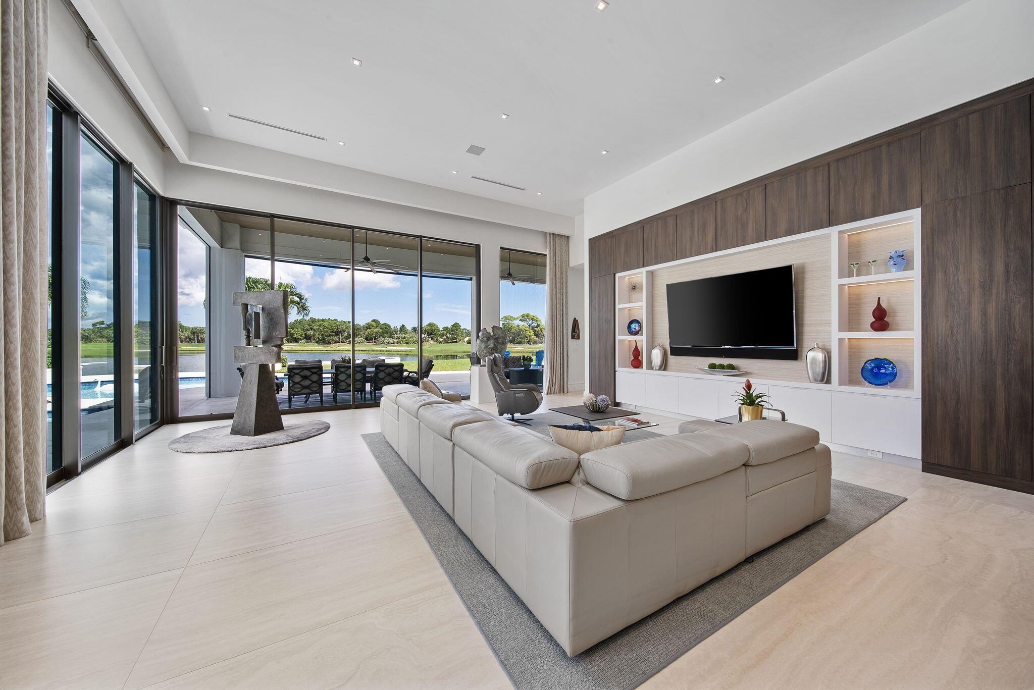 208 Locha Drive