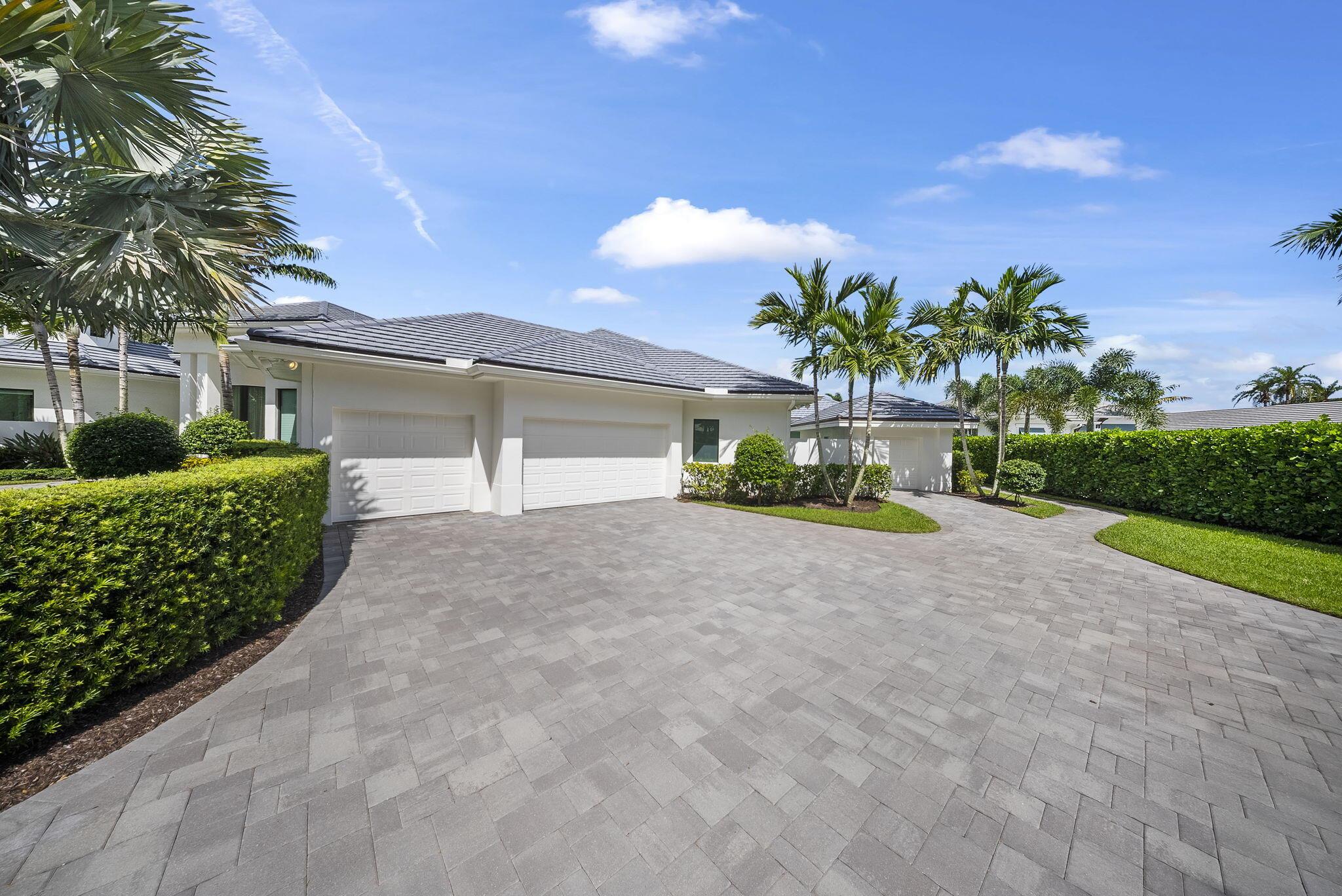 208 Locha Drive