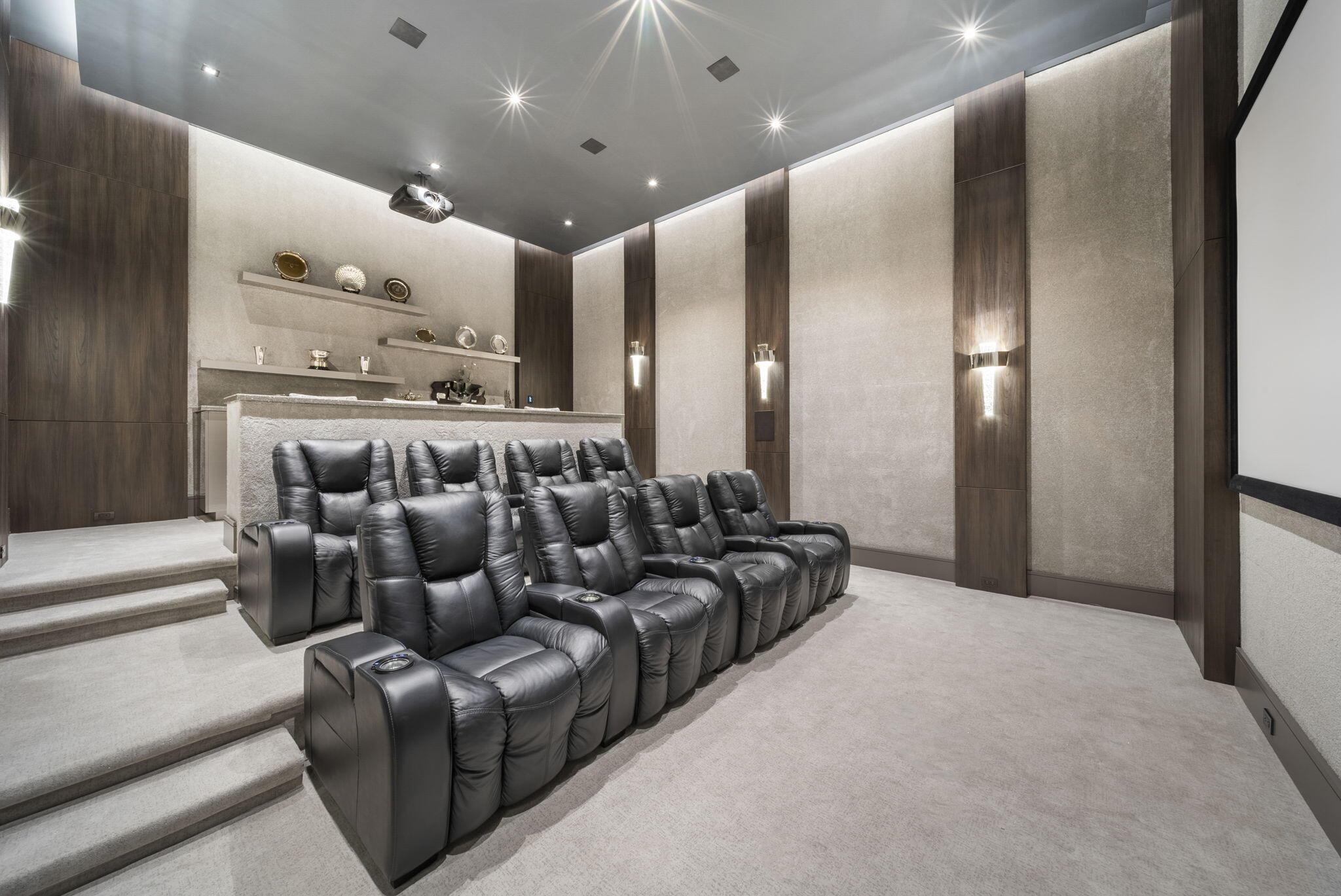 208 Locha Drive