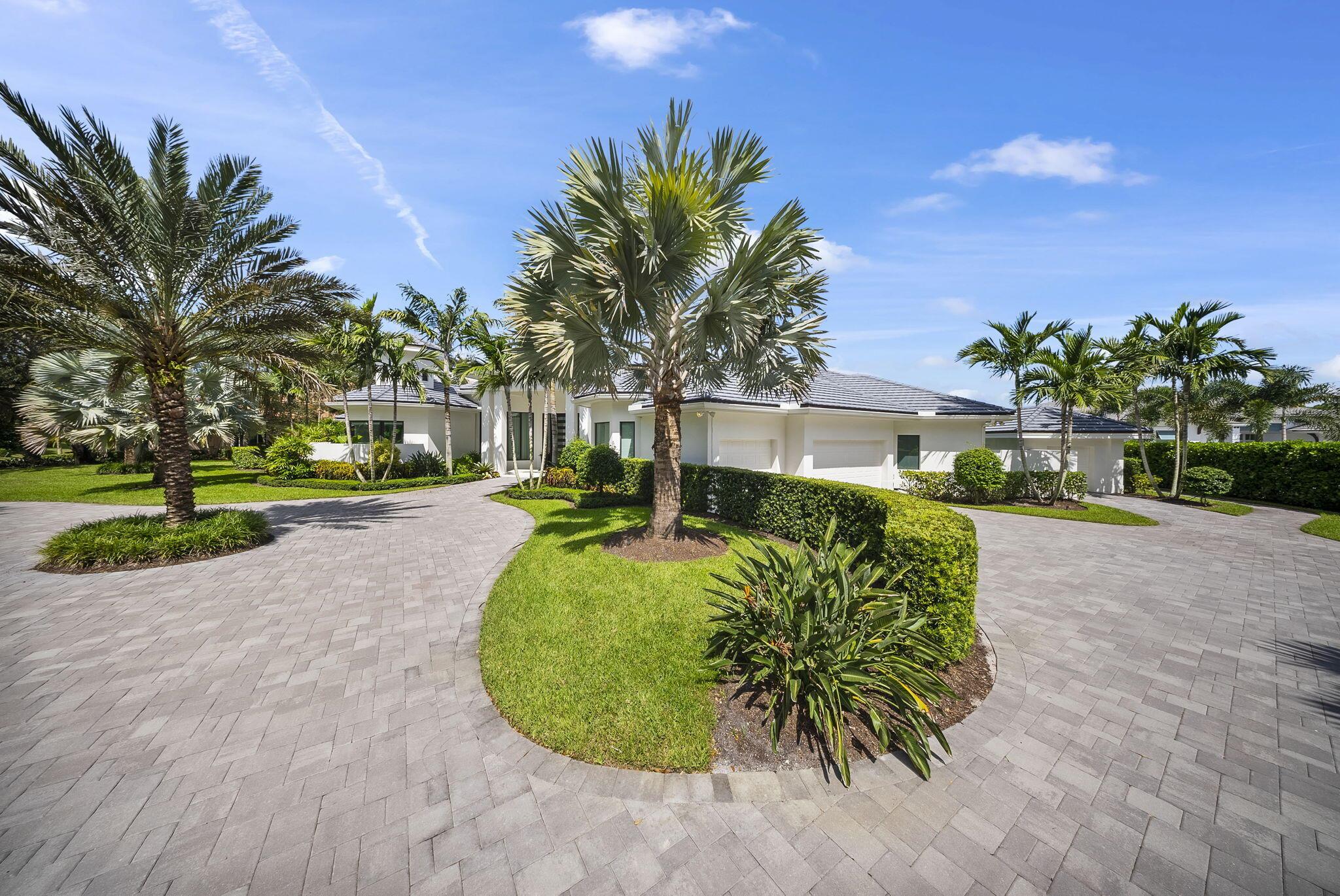 208 Locha Drive