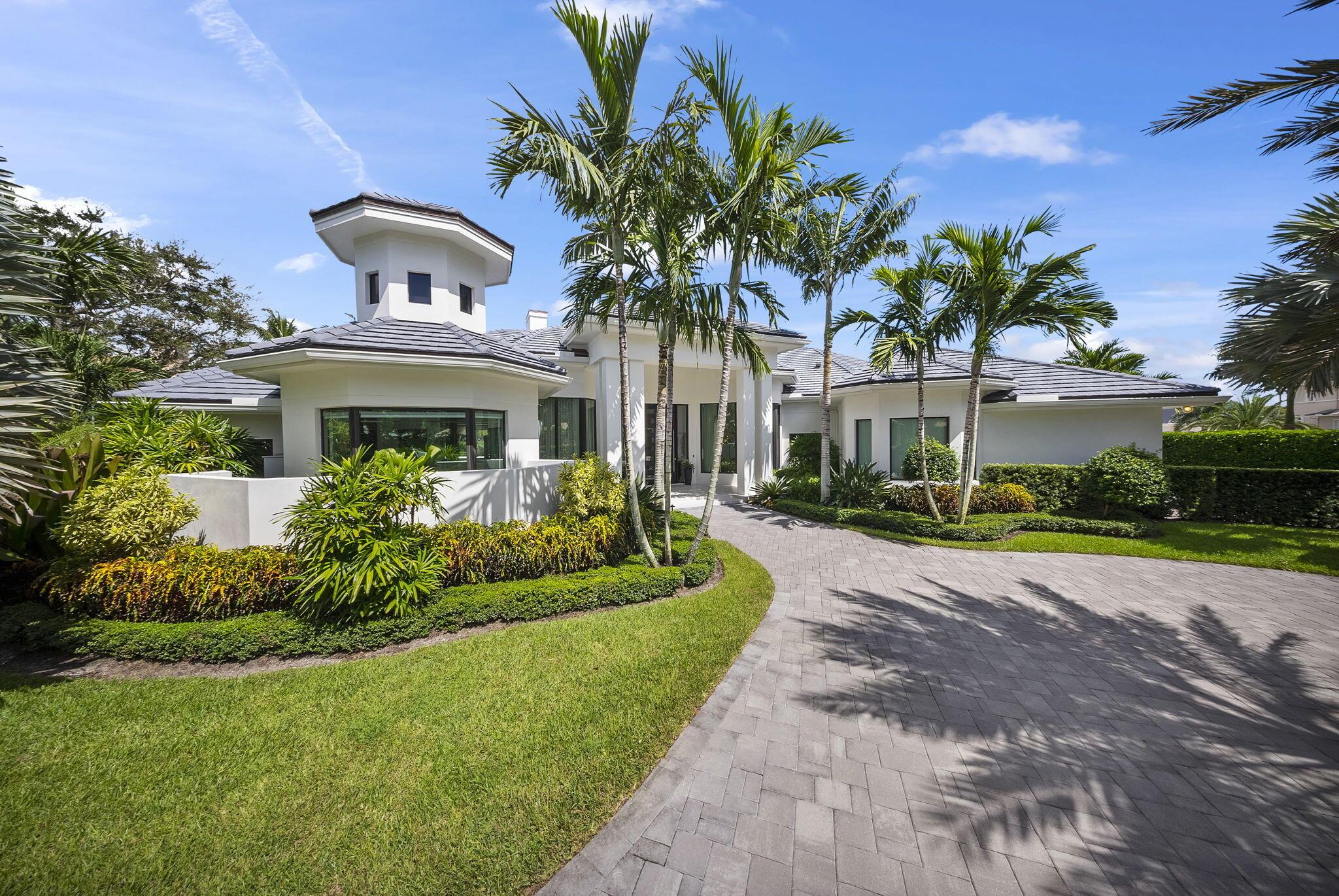 208 Locha Drive