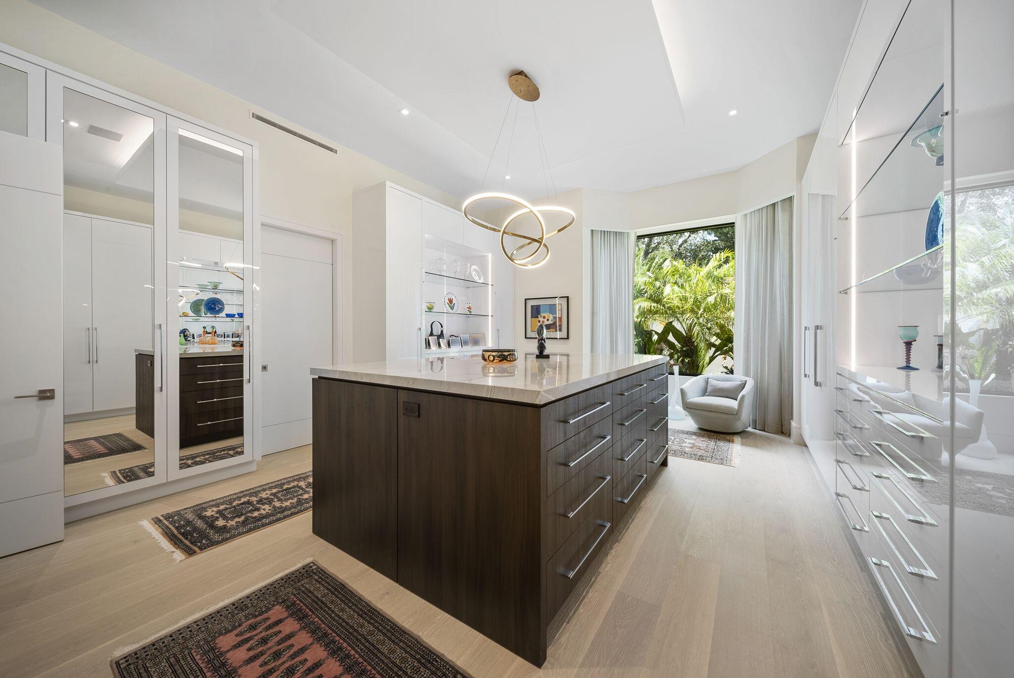 208 Locha Drive