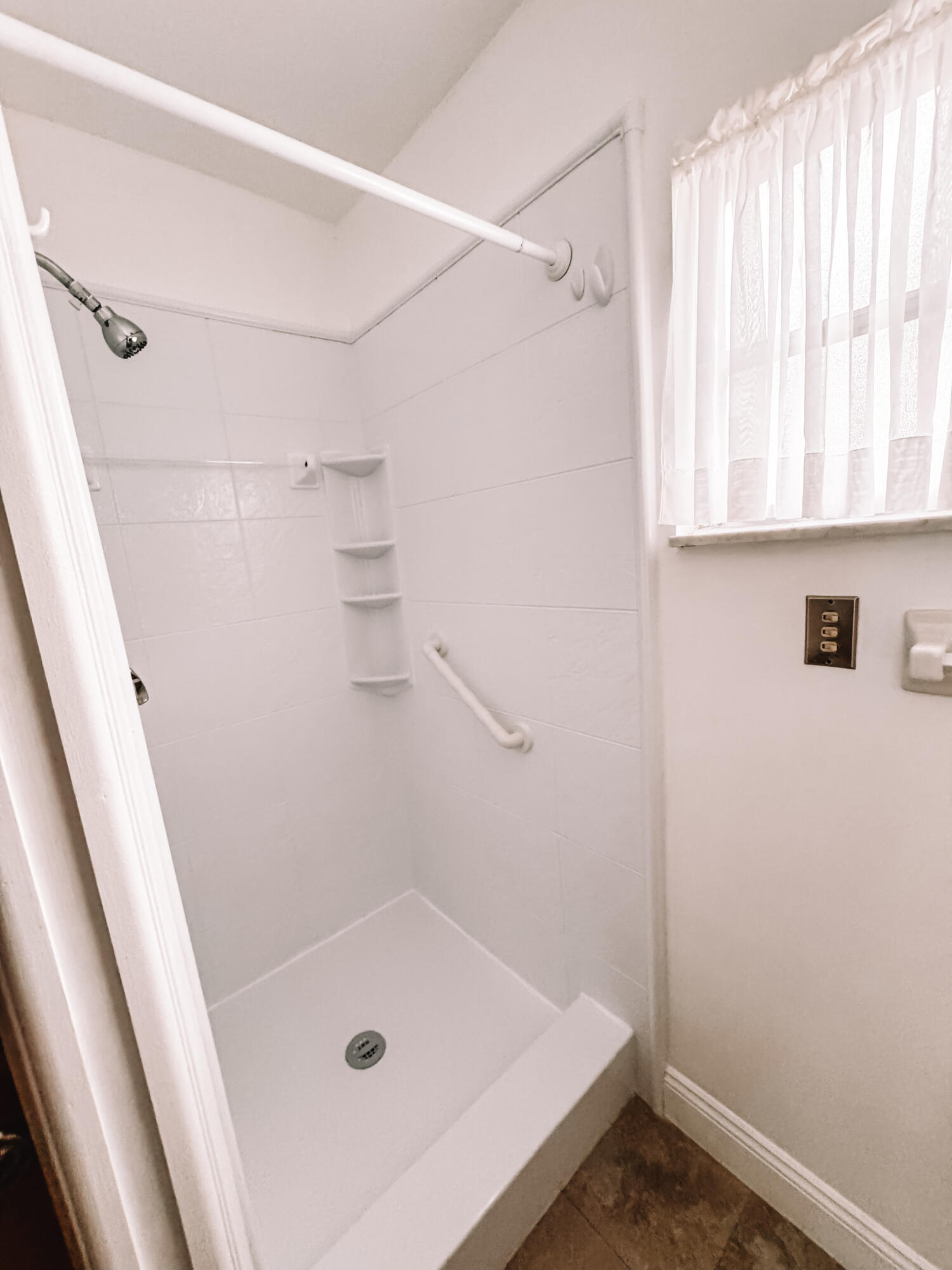 8053 SE Carlton Street