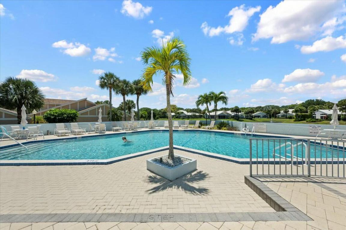 17210 Fownes Crescent