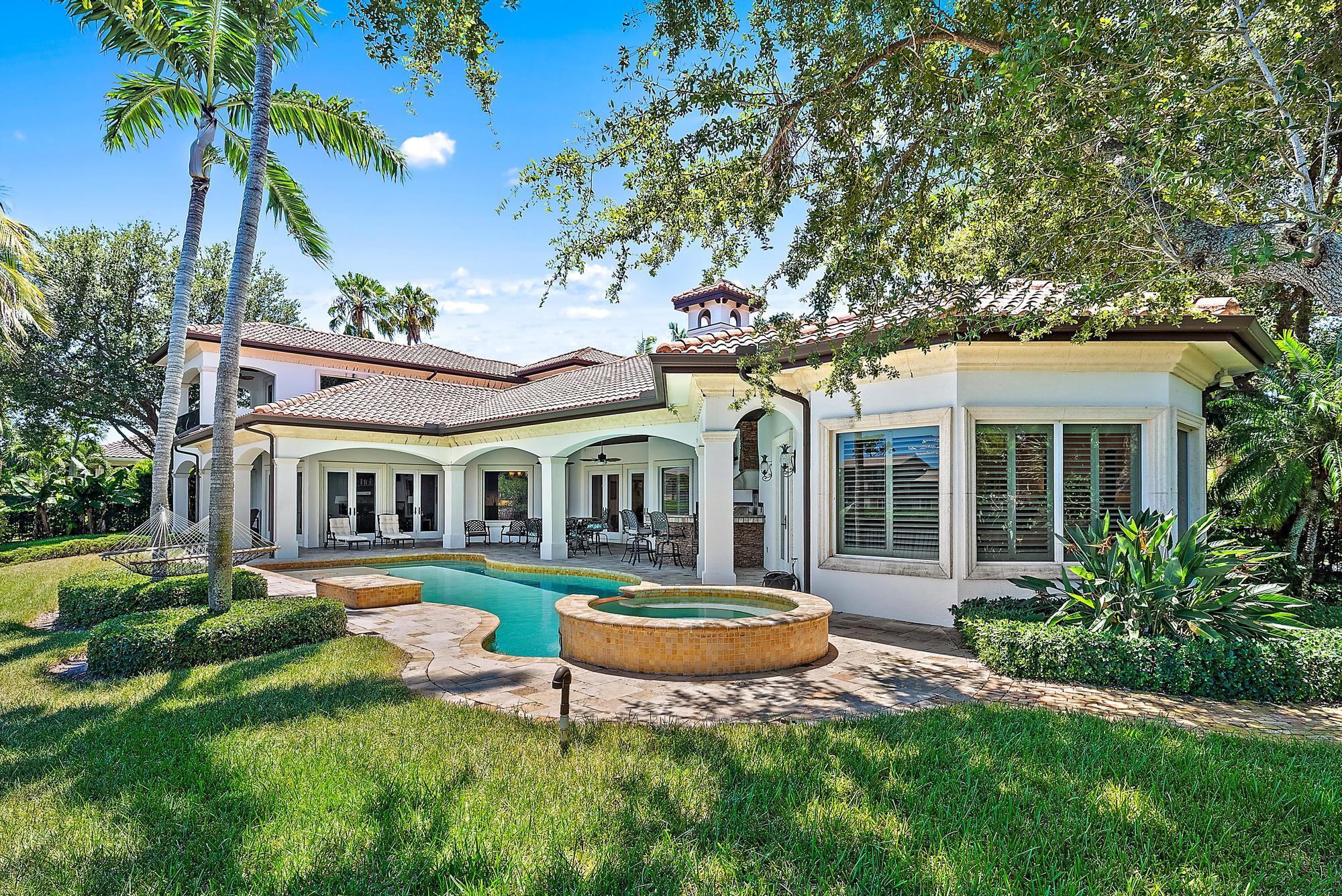 18669 SE Palm Island Lane