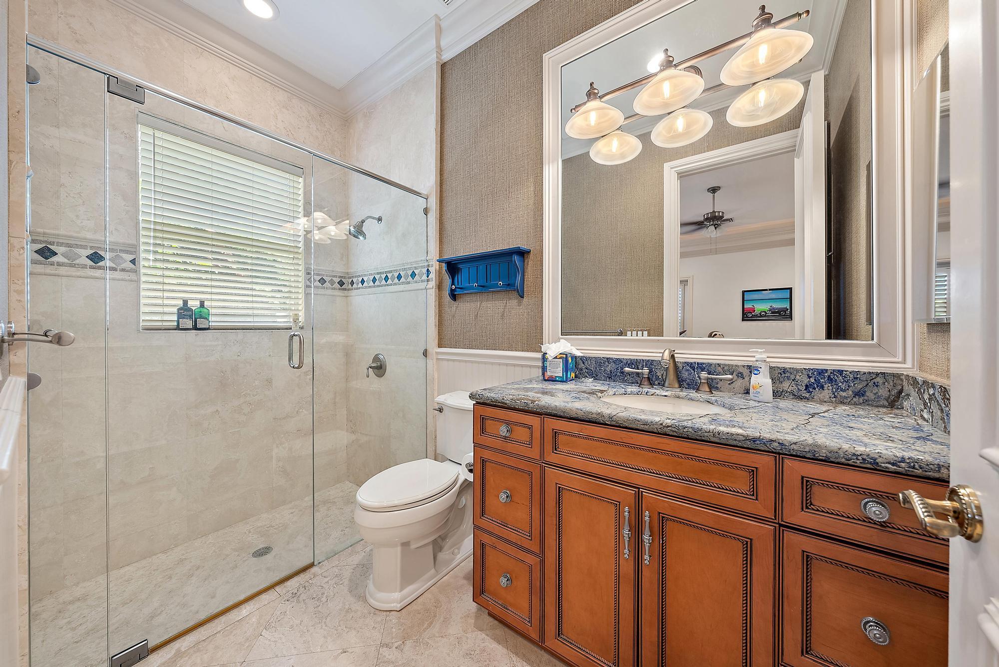 18669 SE Palm Island Lane