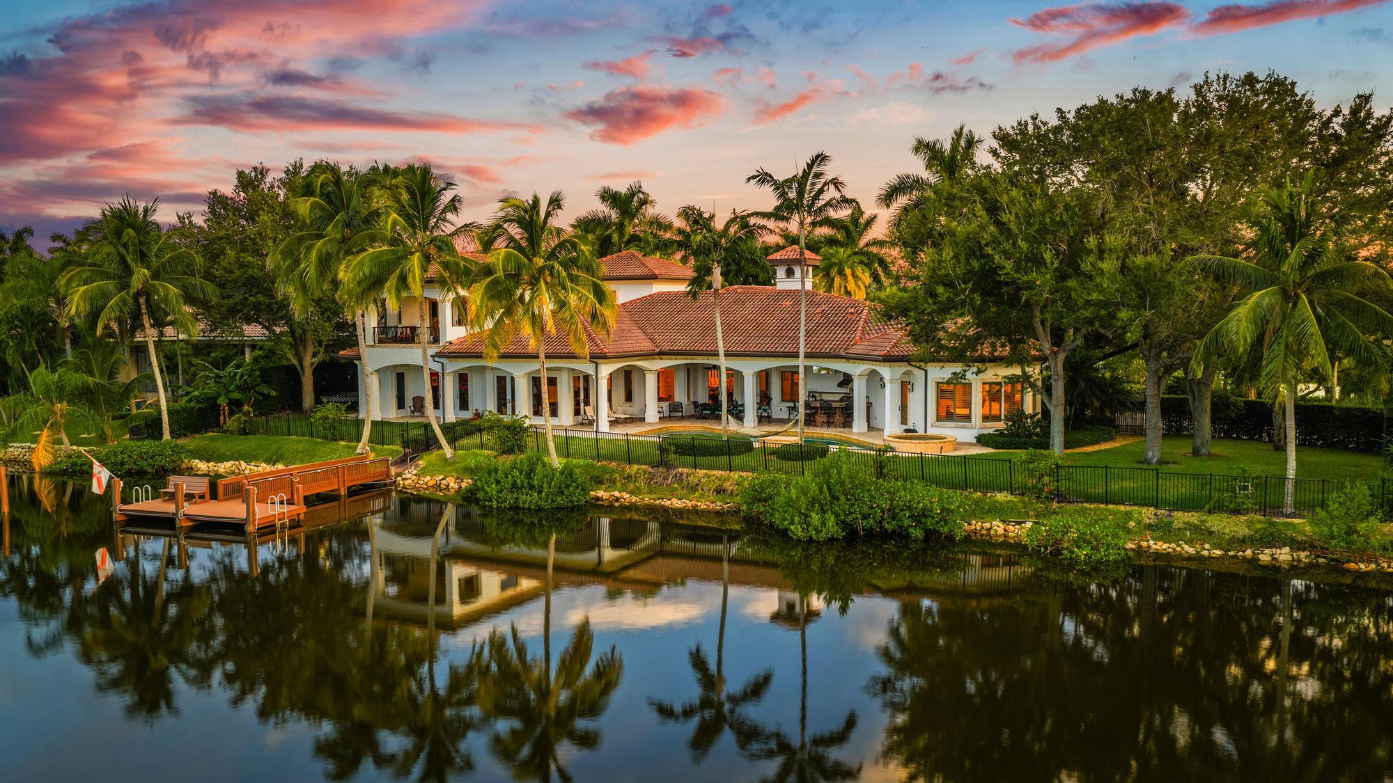 18669 SE Palm Island Lane