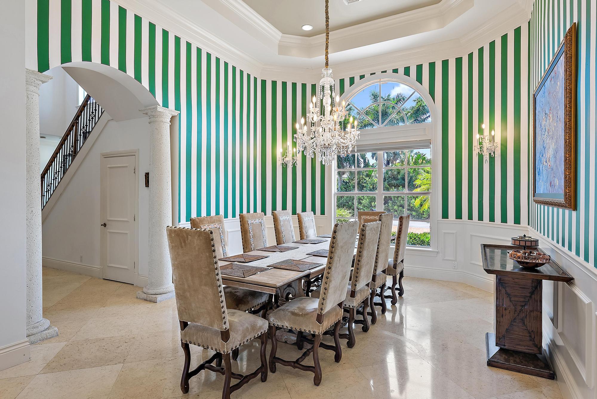 18669 SE Palm Island Lane