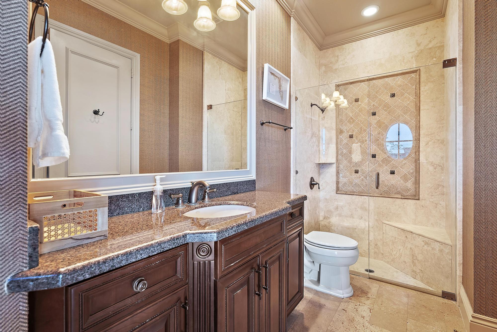 18669 SE Palm Island Lane