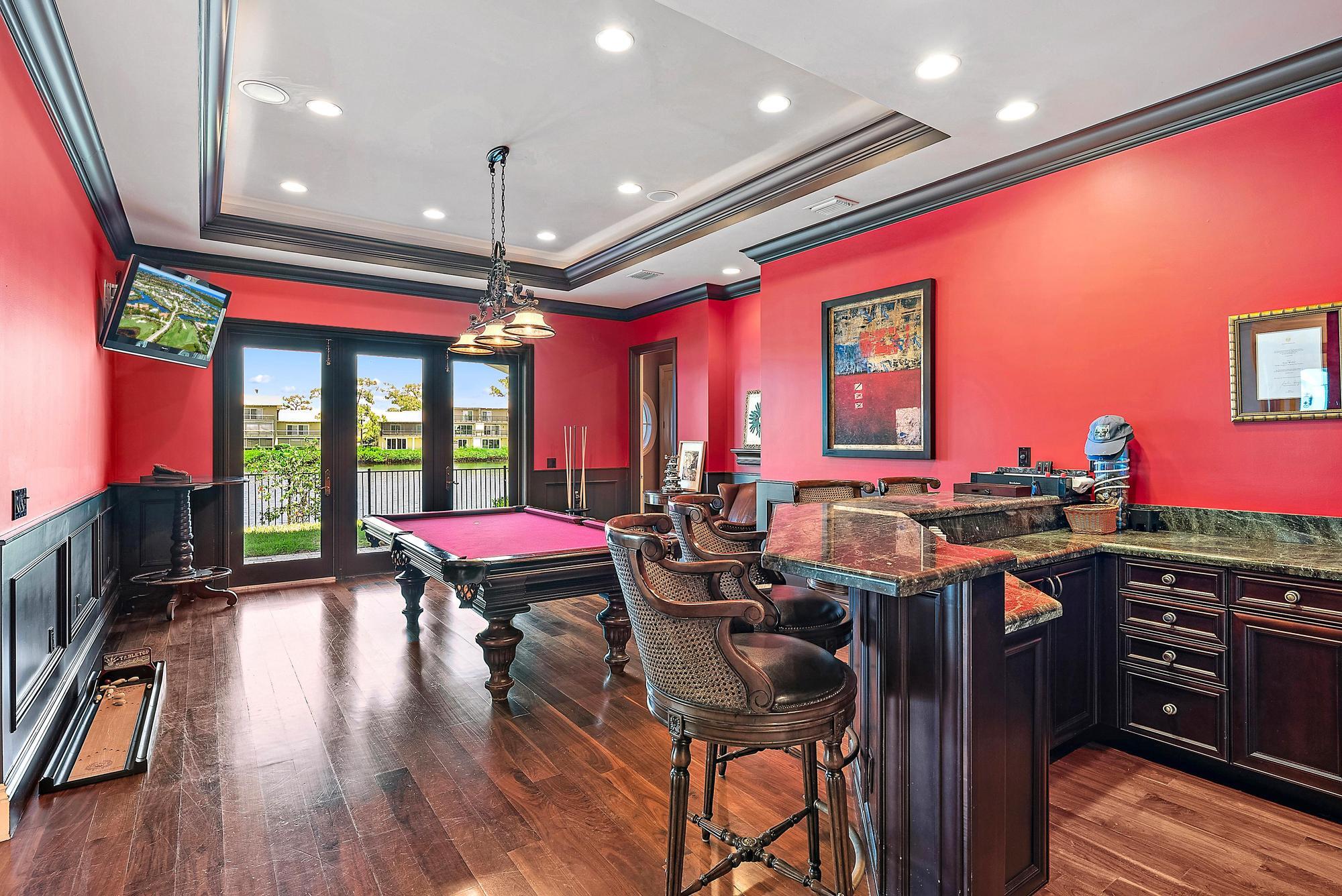 18669 SE Palm Island Lane