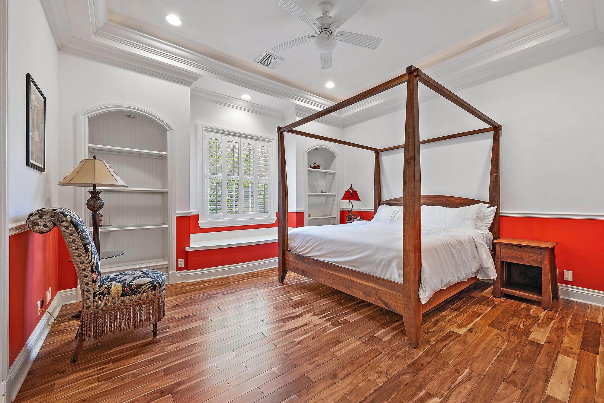 18669 SE Palm Island Lane