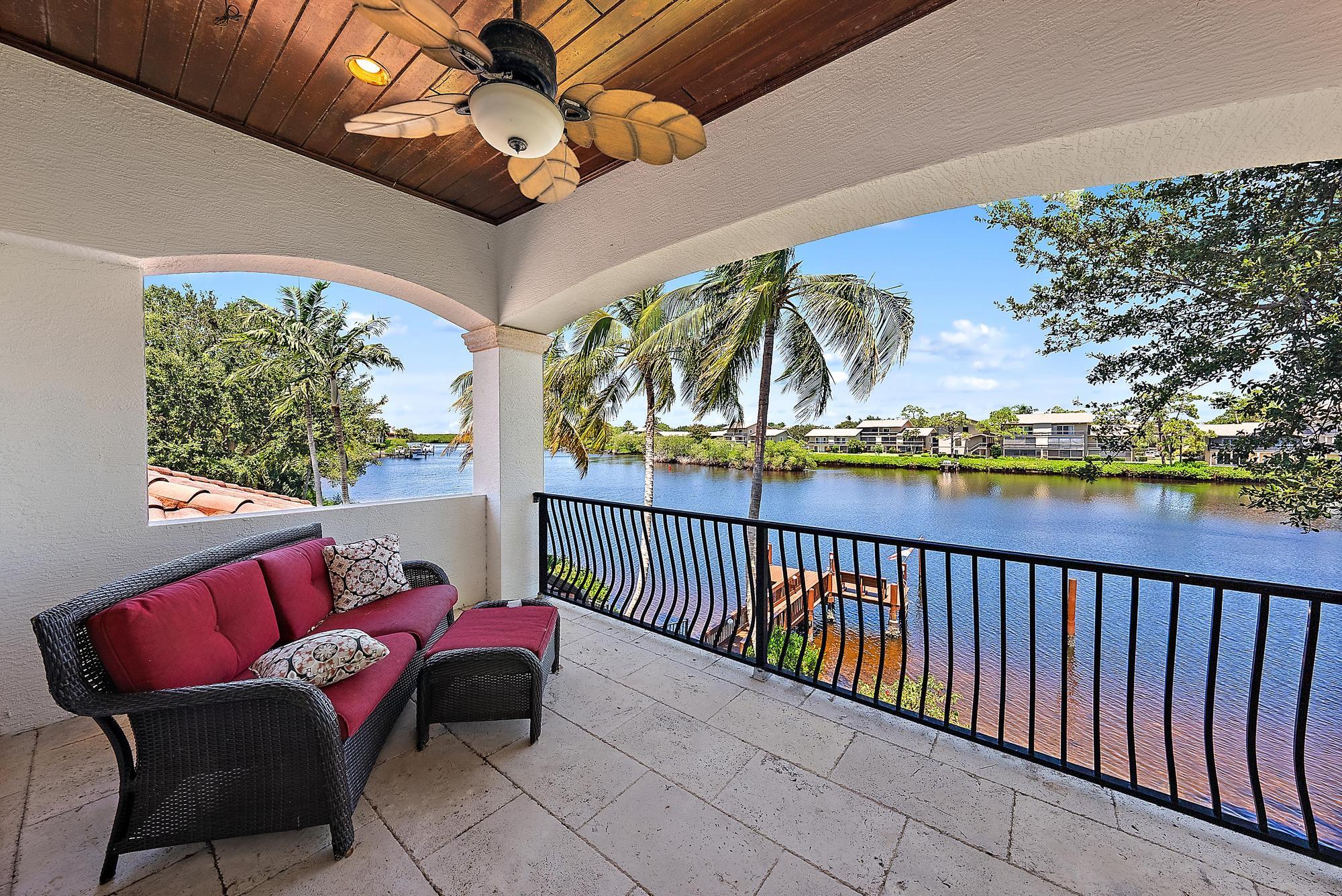 18669 SE Palm Island Lane