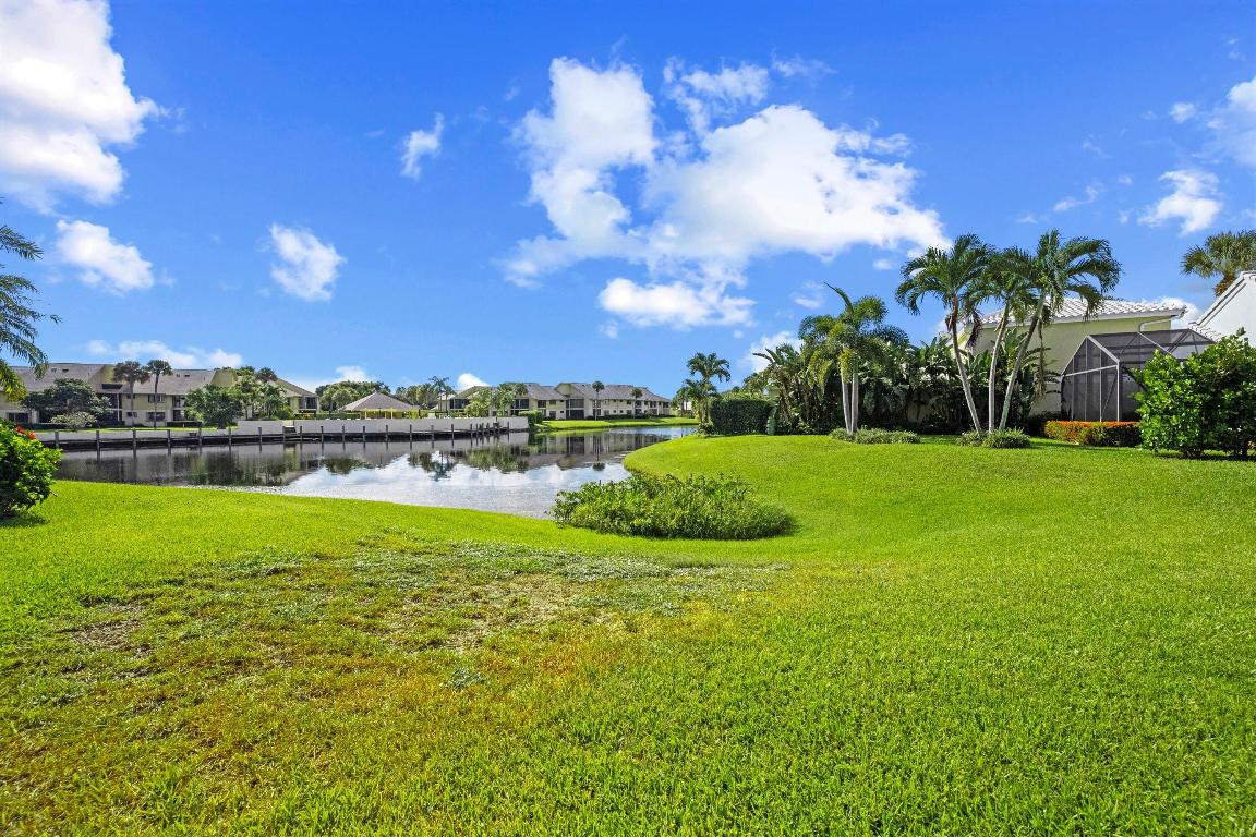 17104 Crossgate Drive