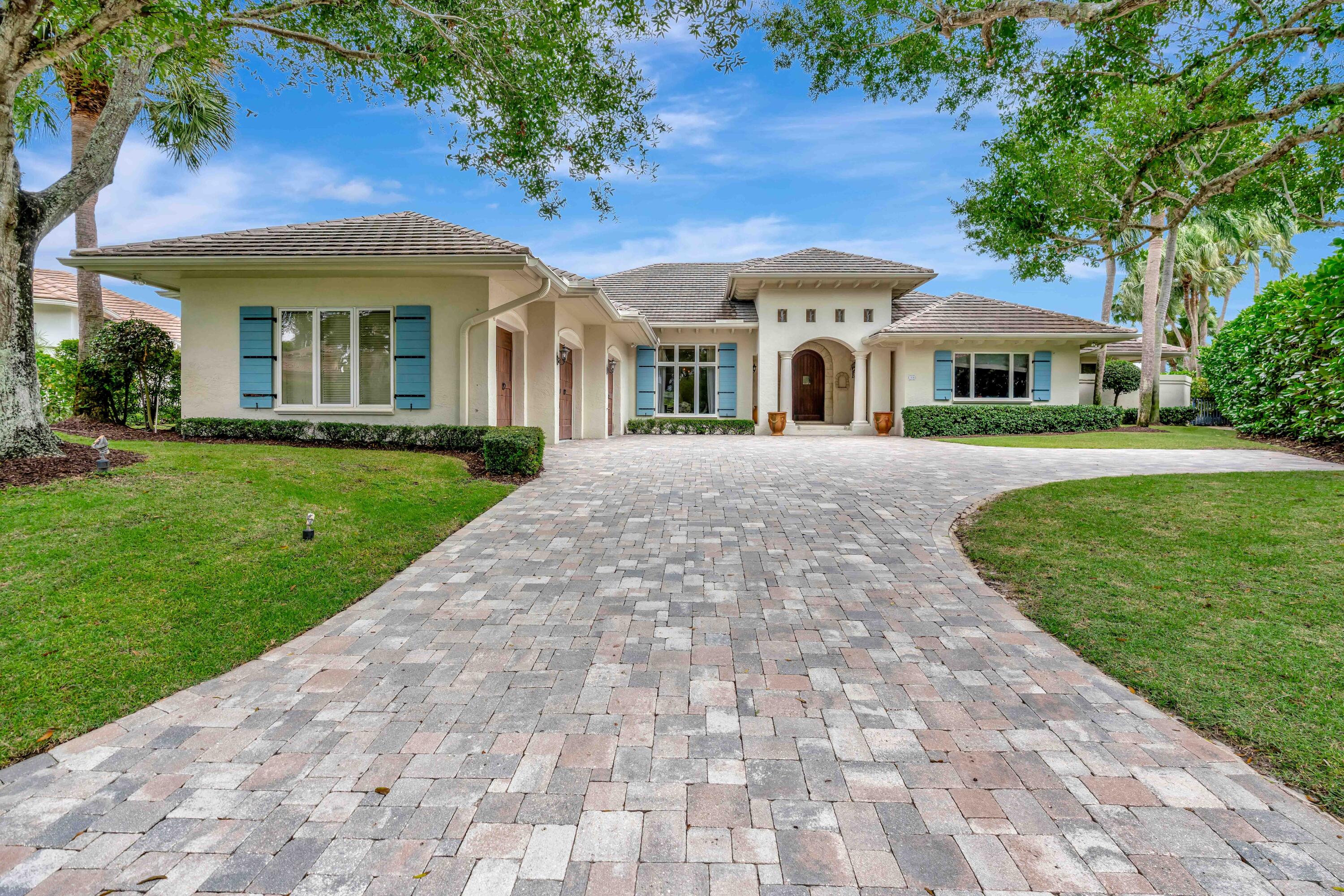 266 Locha Drive