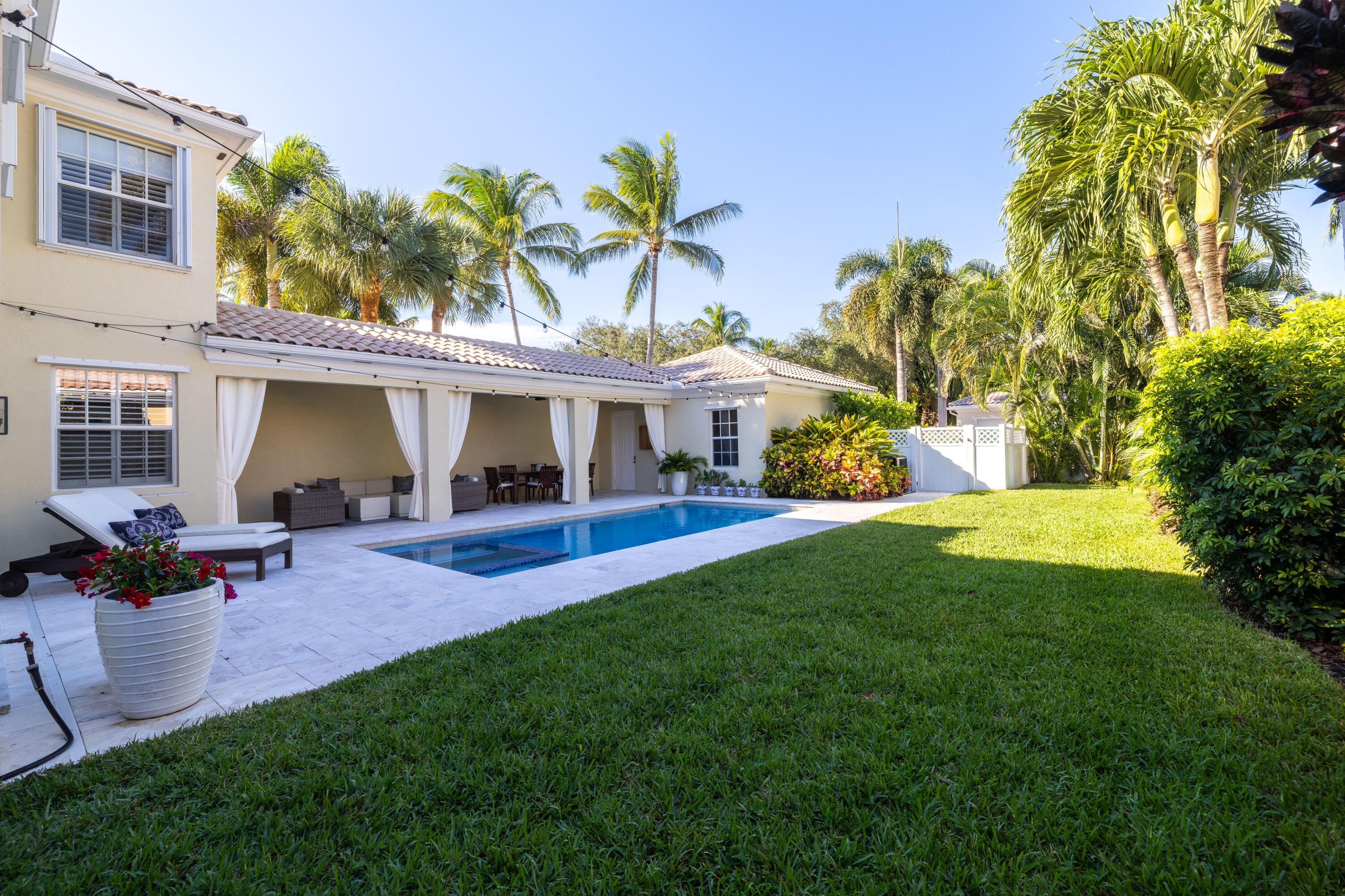 149 Savona Drive