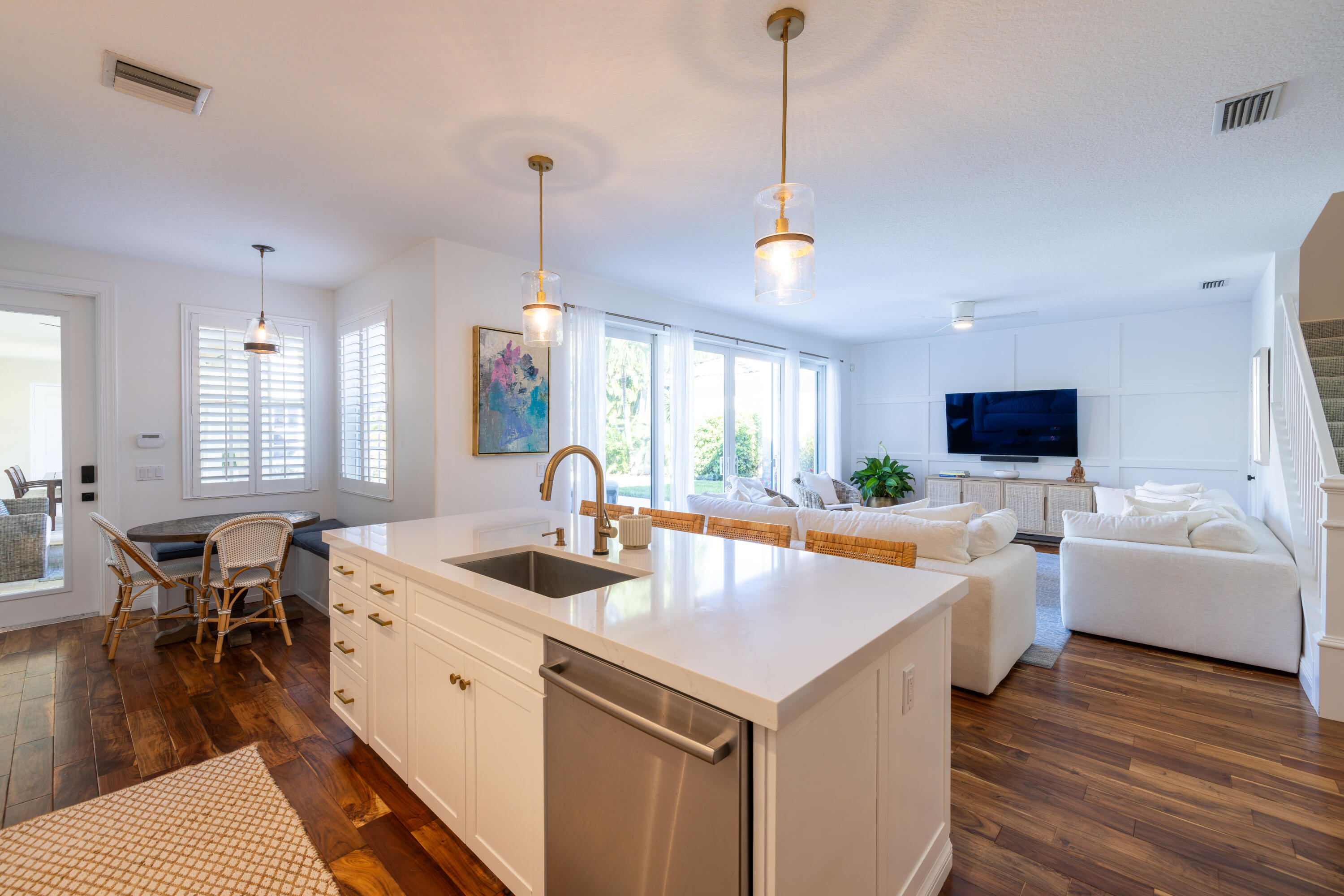 149 Savona Drive