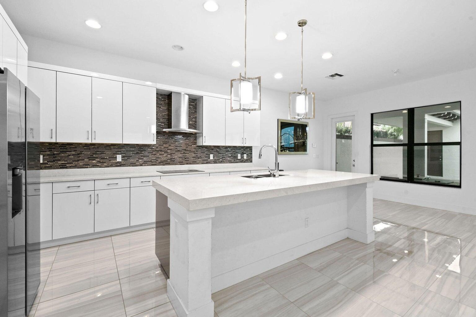 1221 Faulkner Terrace Terrace