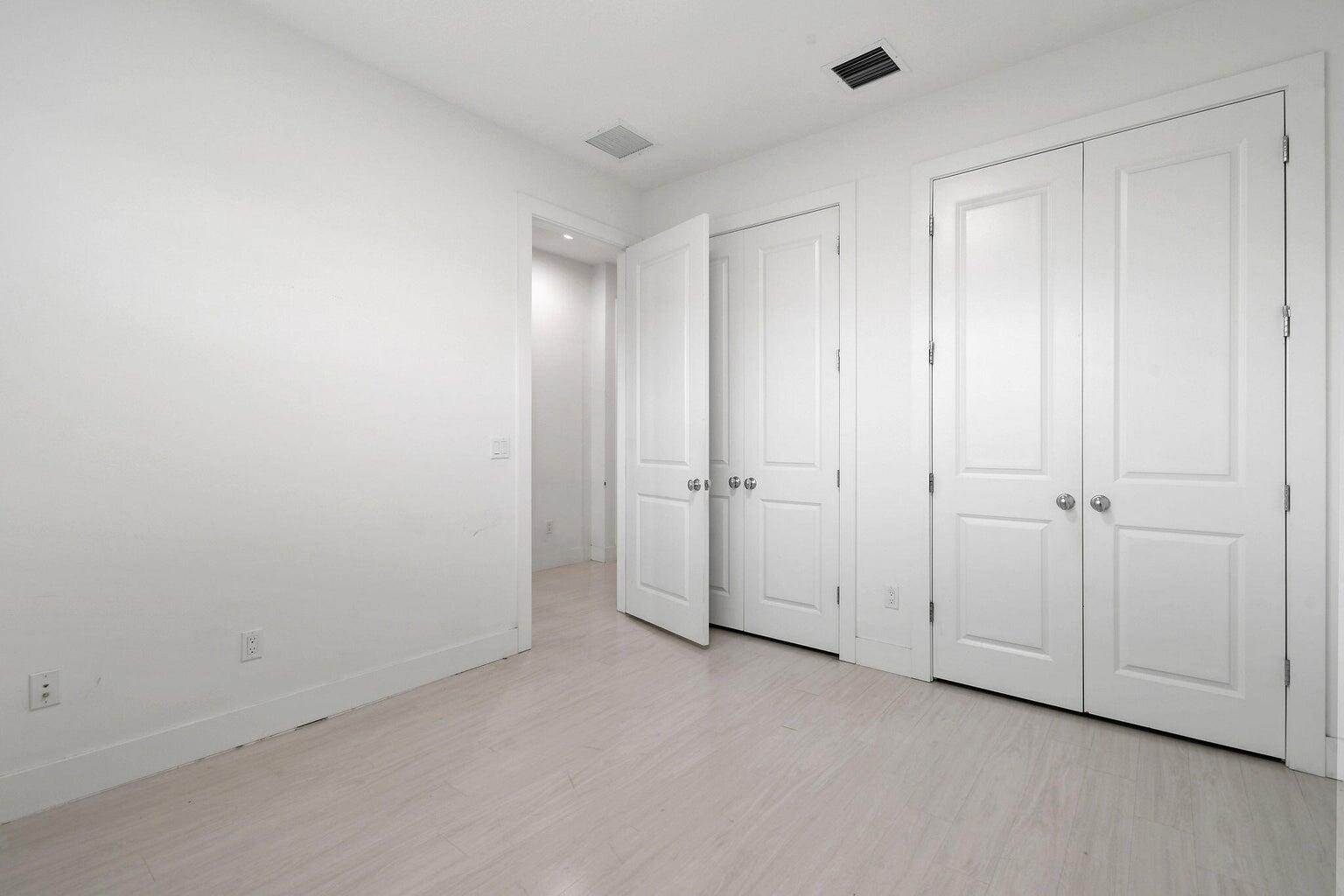 1221 Faulkner Terrace Terrace