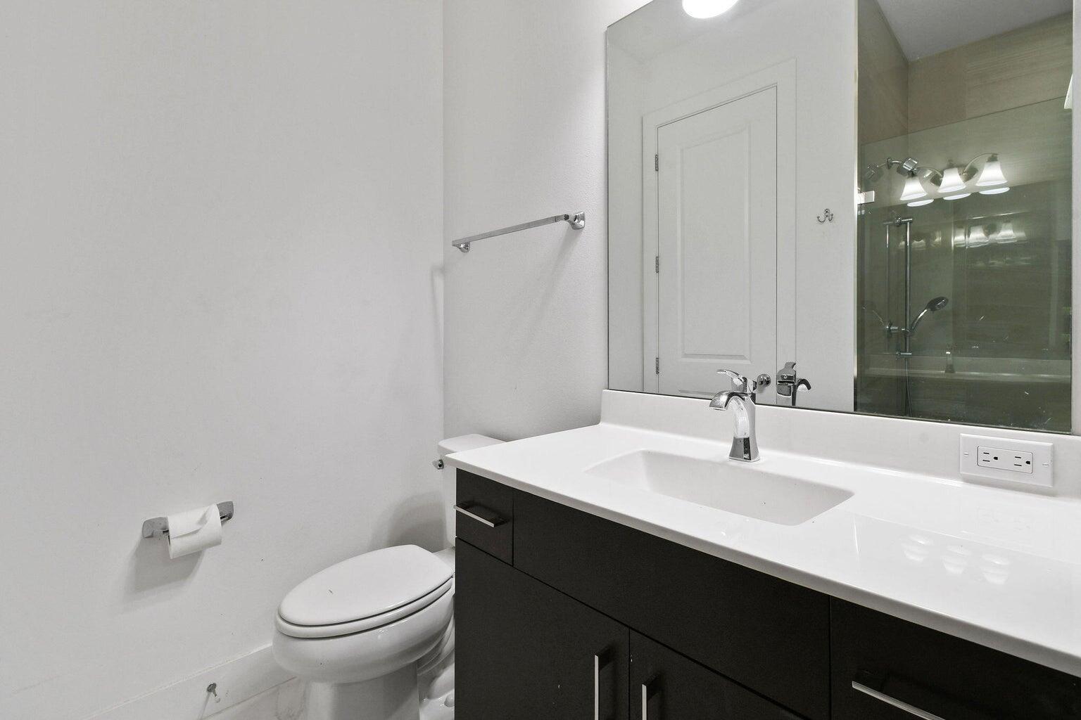 1221 Faulkner Terrace Terrace